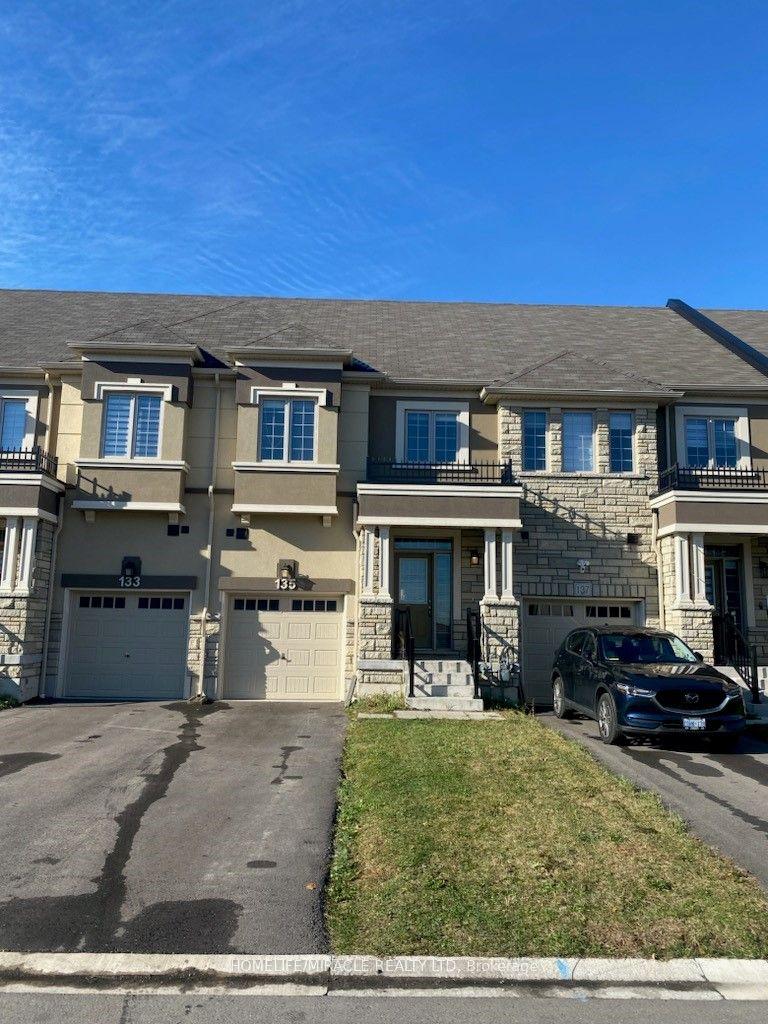 135 Flagg Avenue, Brant — Townhouse for lease, photo 1