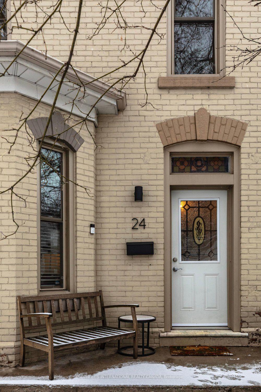 24 Baillie Street — photo 1