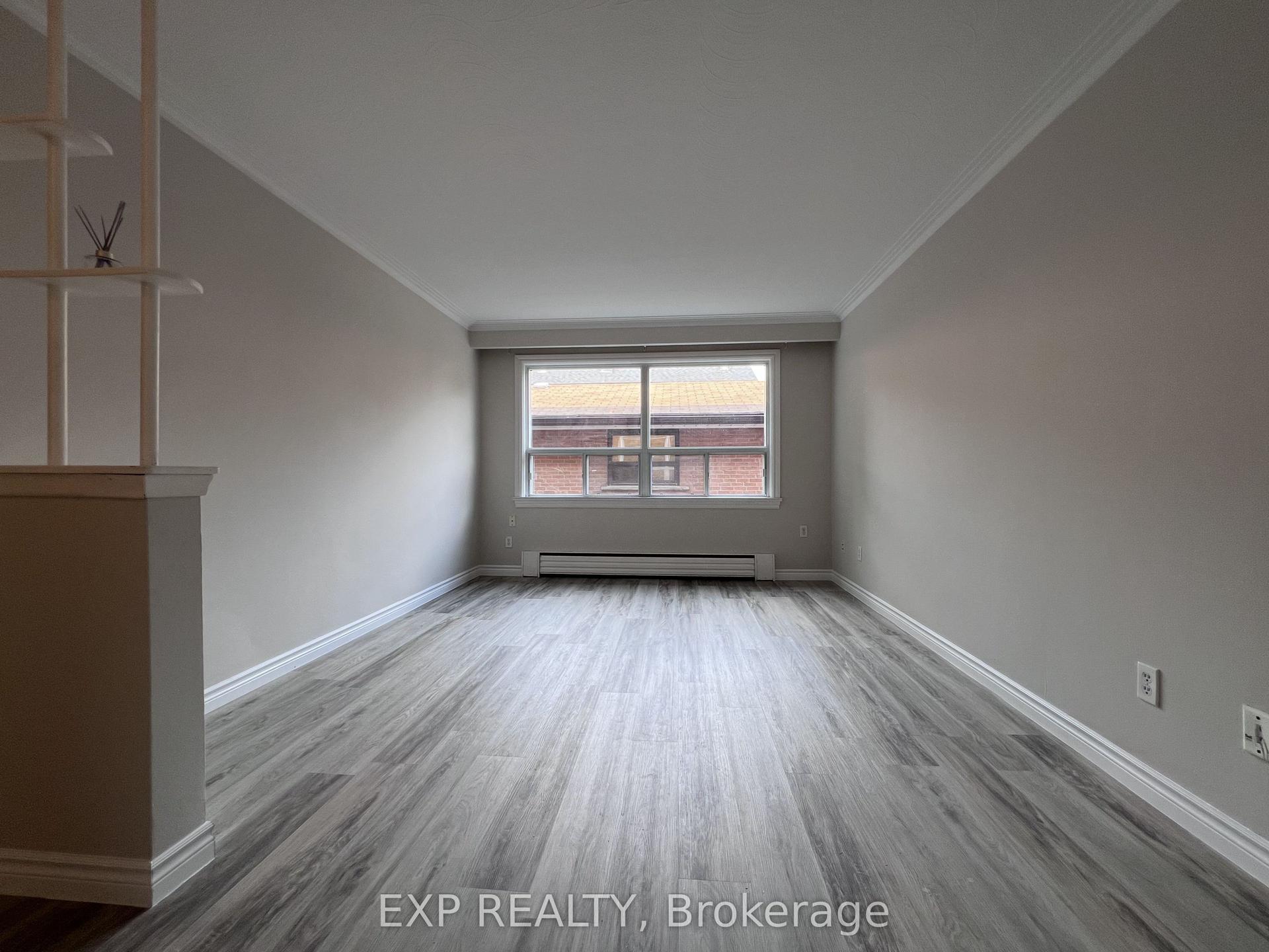 32 Heman Street 3 #3, Toronto — Multiplex for lease, photo 1