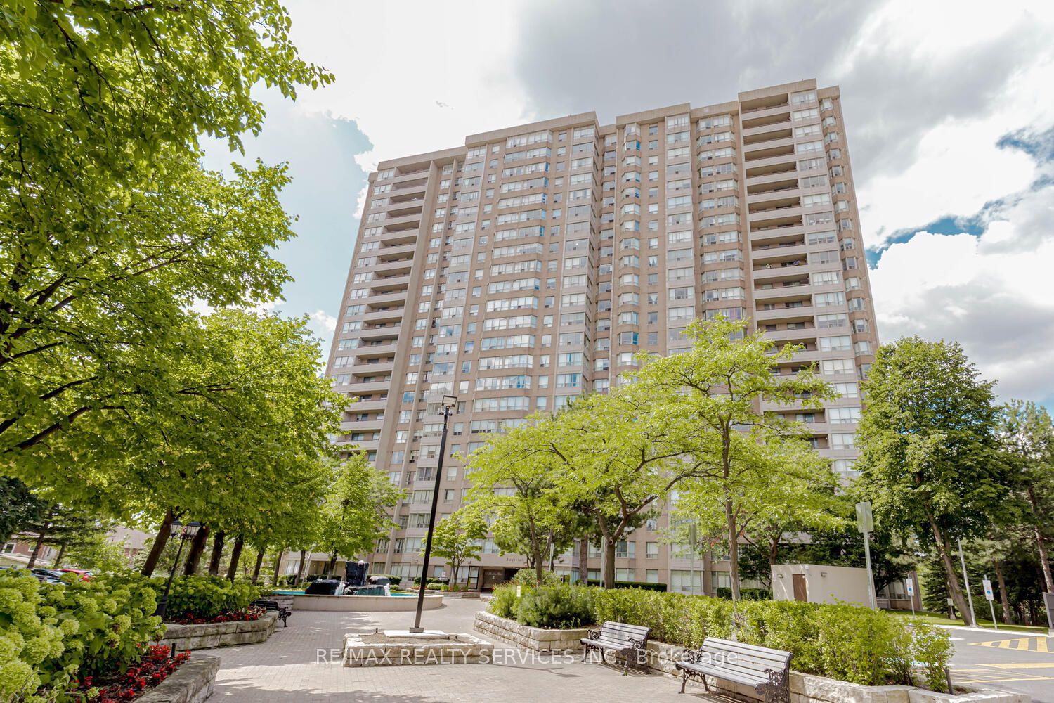 30 Malta Avenue 308 #308, Brampton — Condo for sale, photo 1