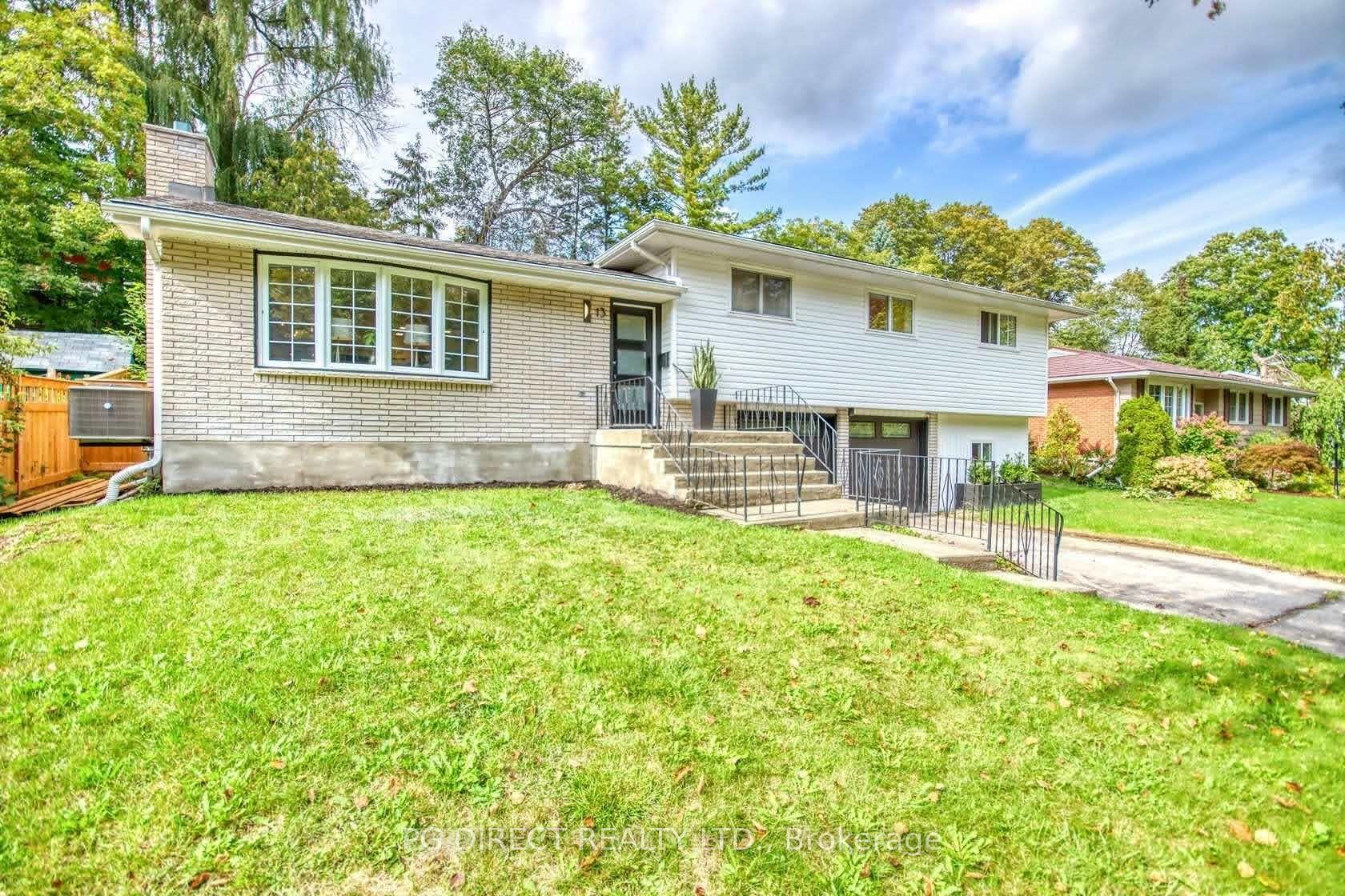 13 Parkside Drive — photo 1