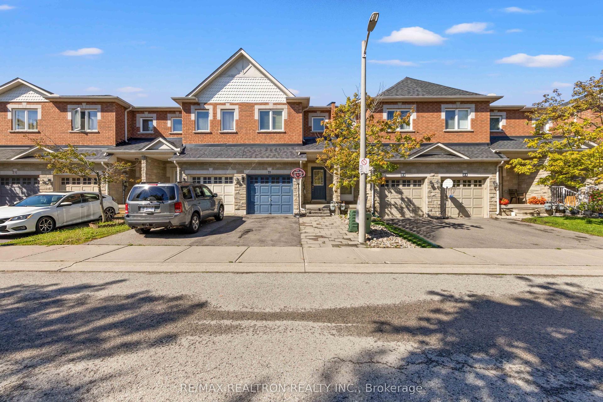 56 North Lake Road 23 #23, Richmond Hill — Townhouse for sale, photo 1