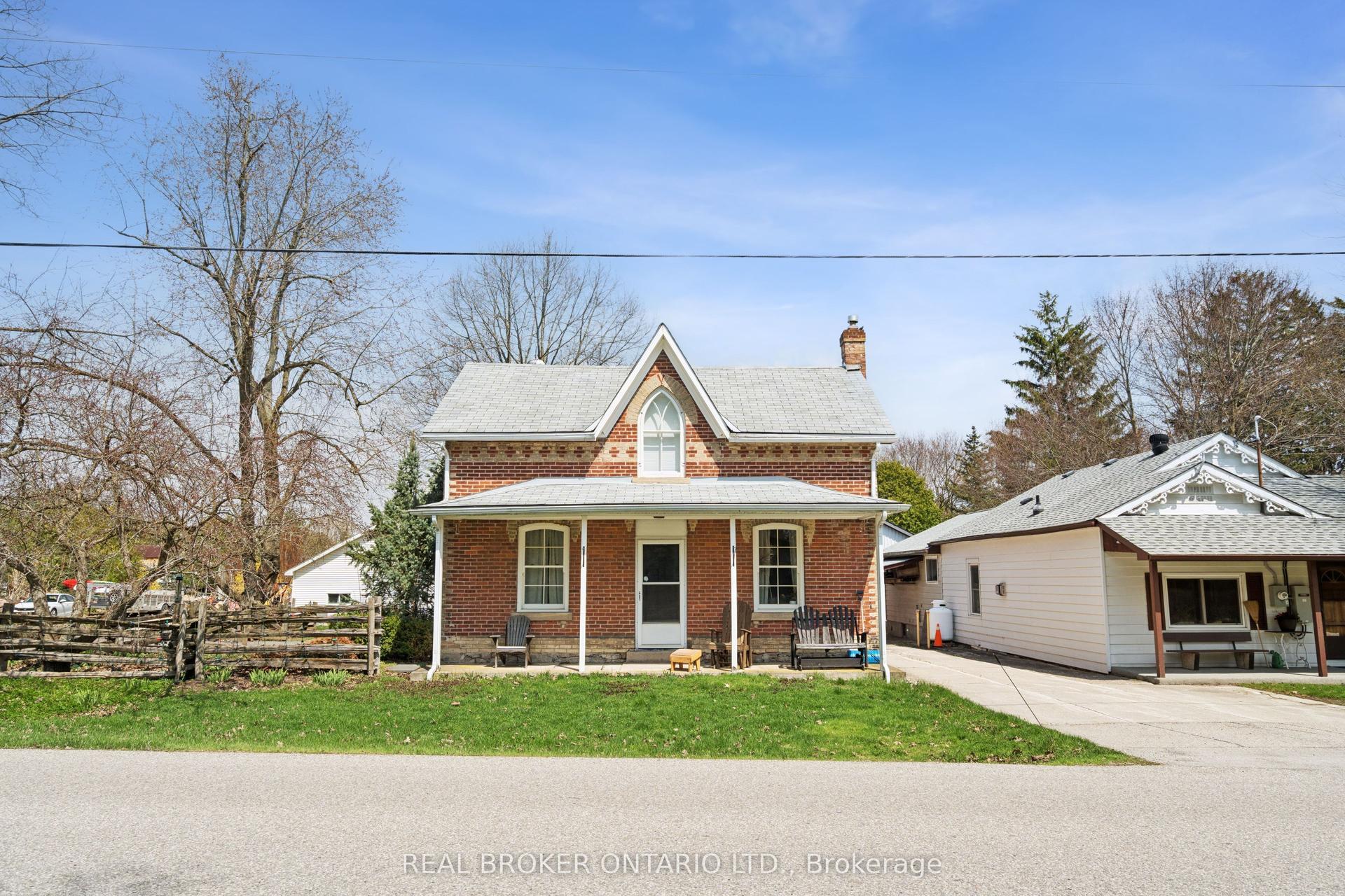 347 Evert Street — photo 1