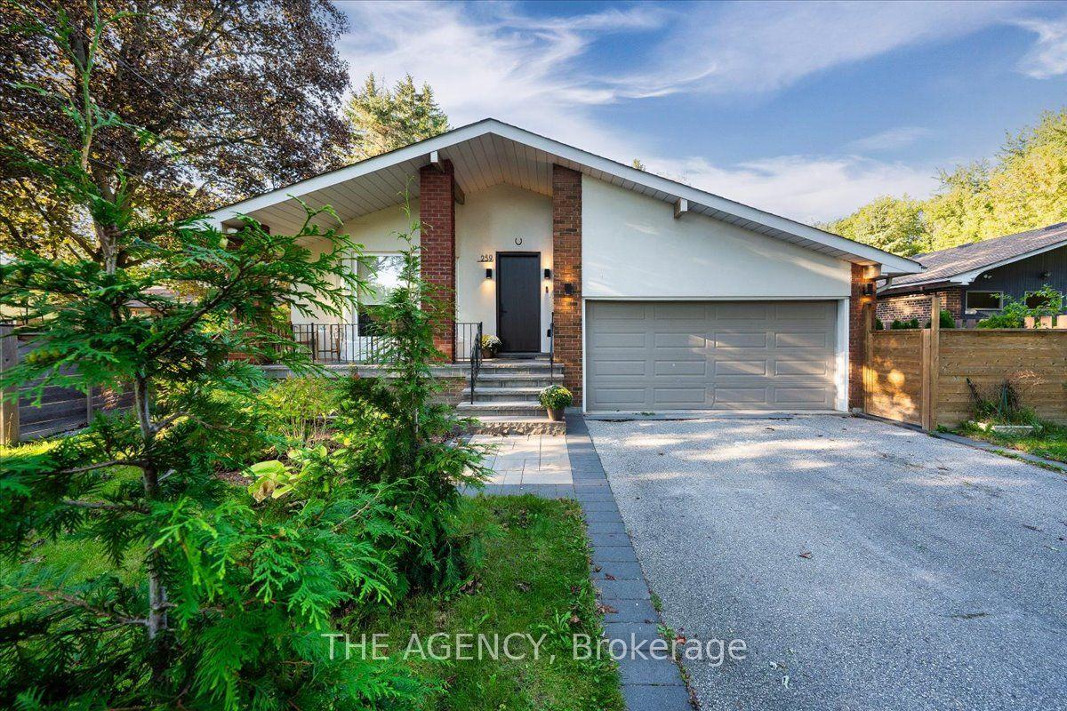 259 Rumble Avenue, Richmond Hill — Detached for sale, photo 1