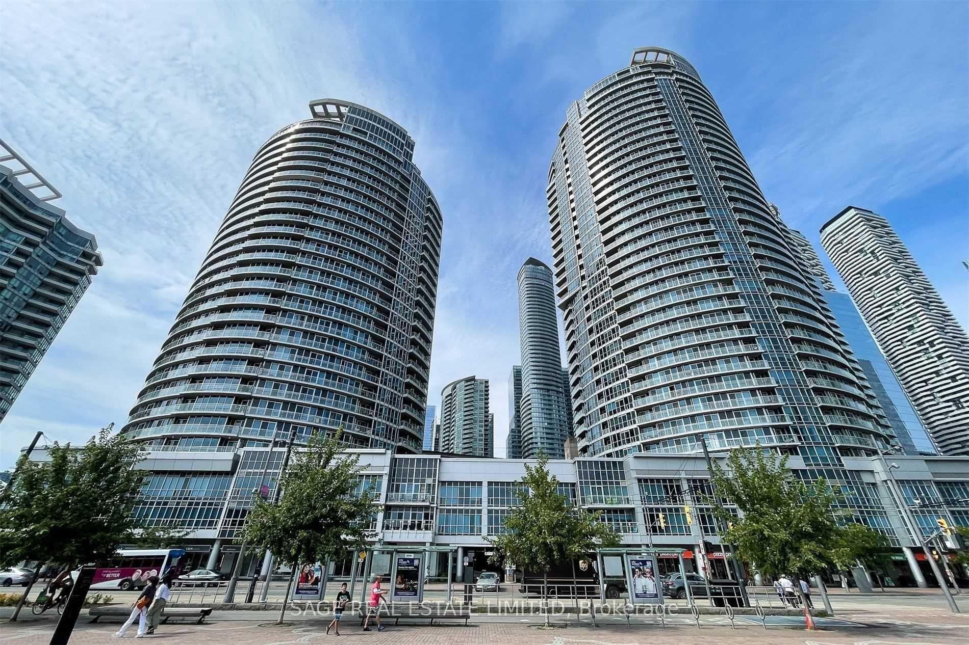 218 Queens Quay W 1711 #1711 — photo 1