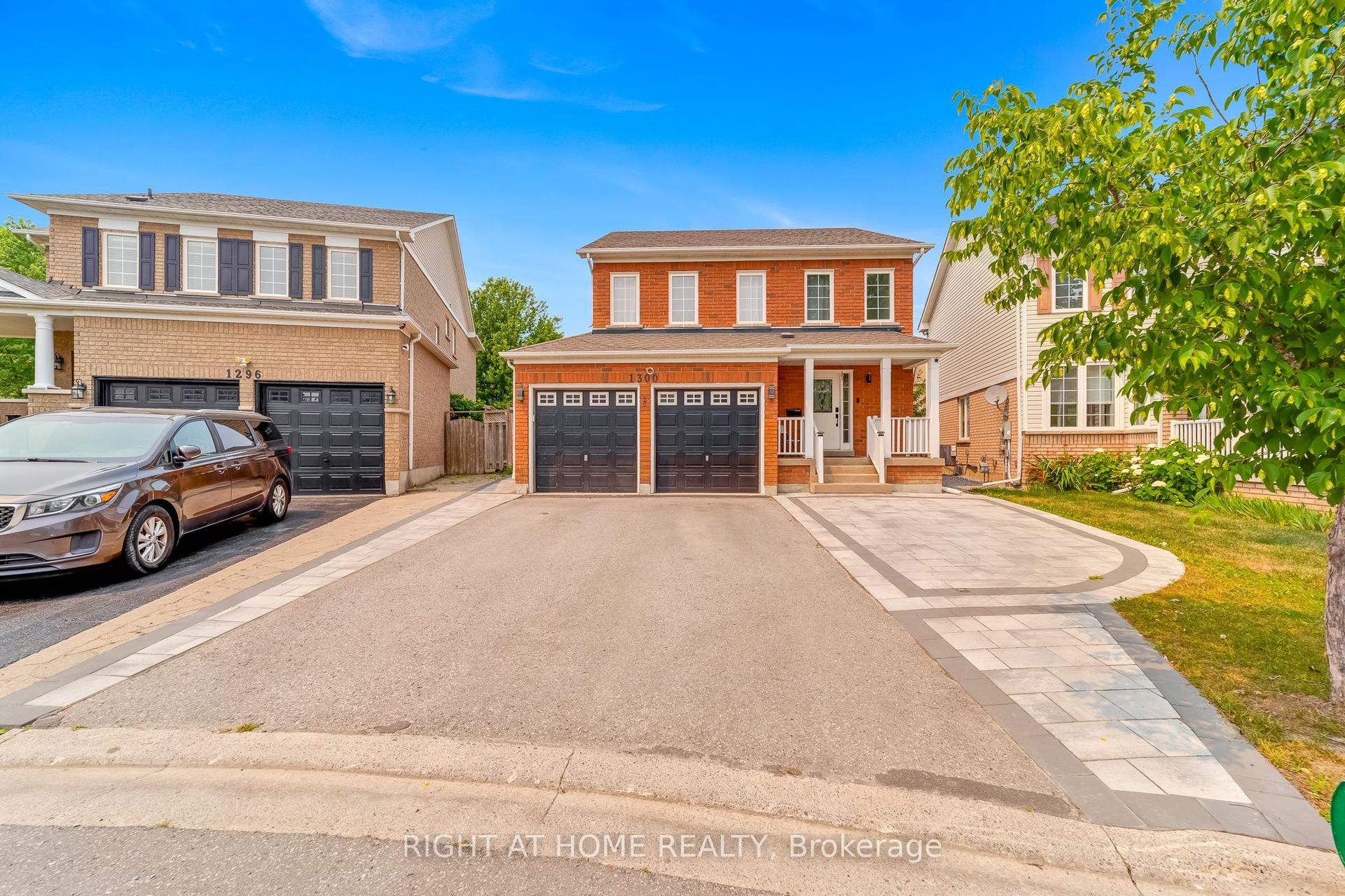 1300 Ravencliffe Court, Oshawa — Detached for lease, photo 1