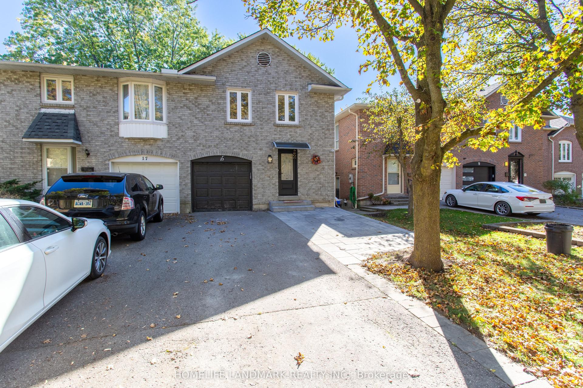 15 Foxglove Court, Markham — Semi-Detached for sale, photo 1