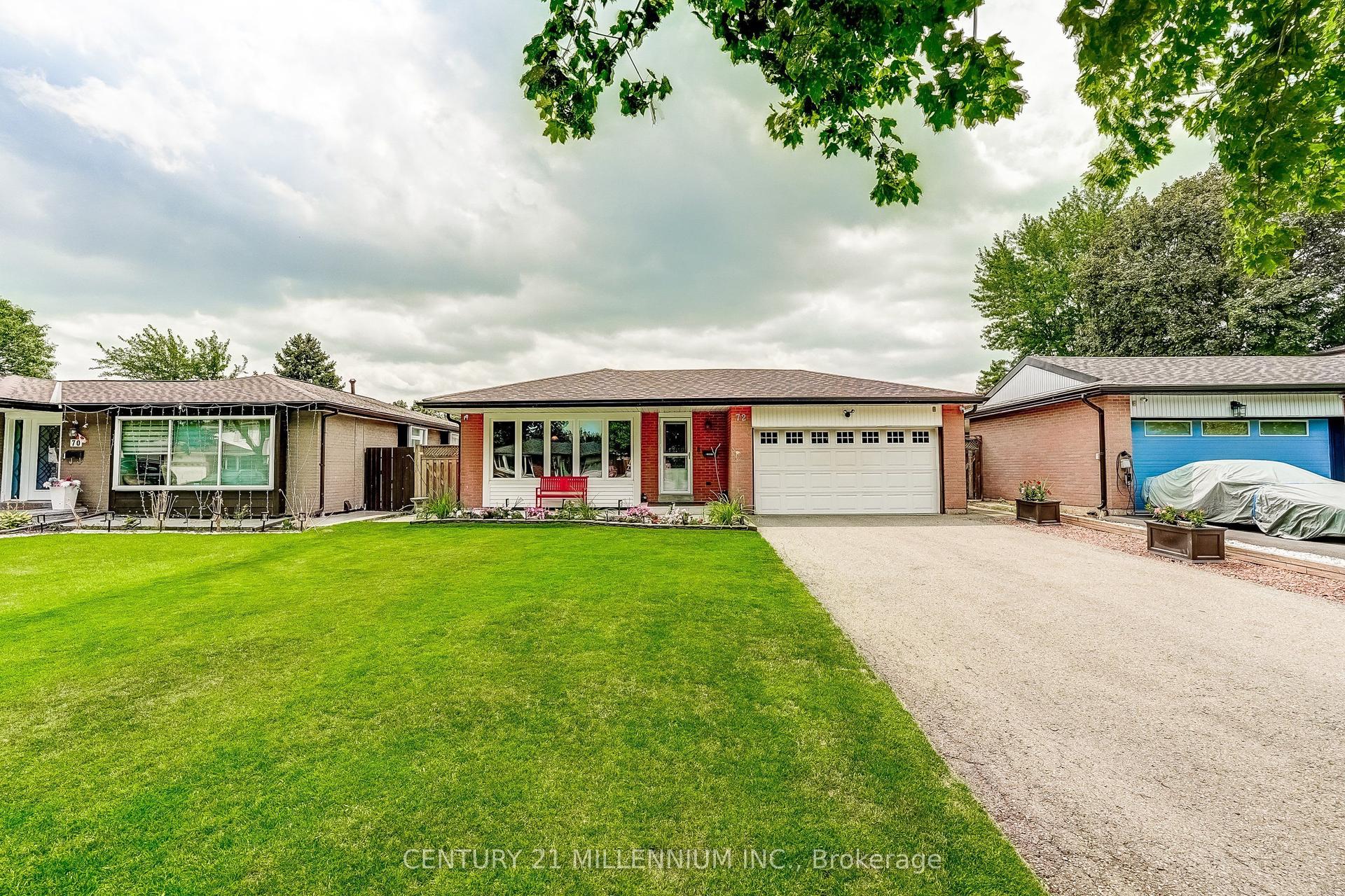 72 Glebe Crescent, Brampton — Detached for sale, photo 1