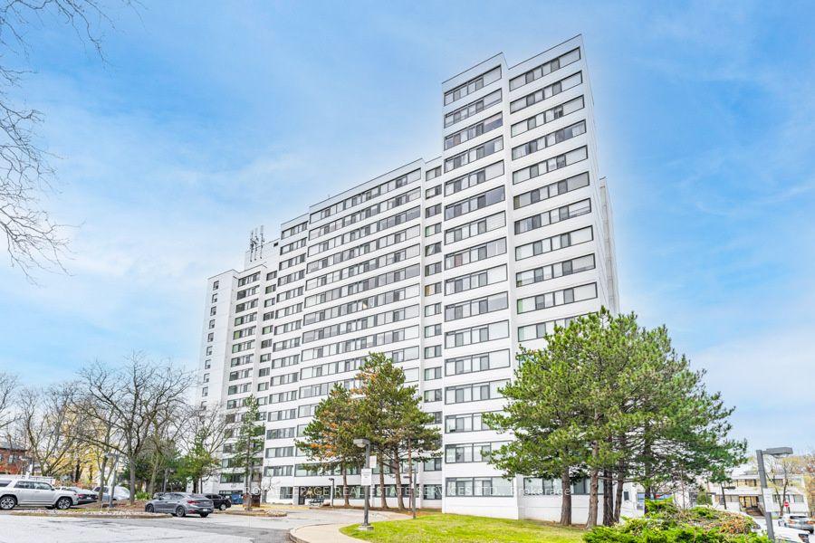 3000 Bathurst Street 706 #706 — photo 1