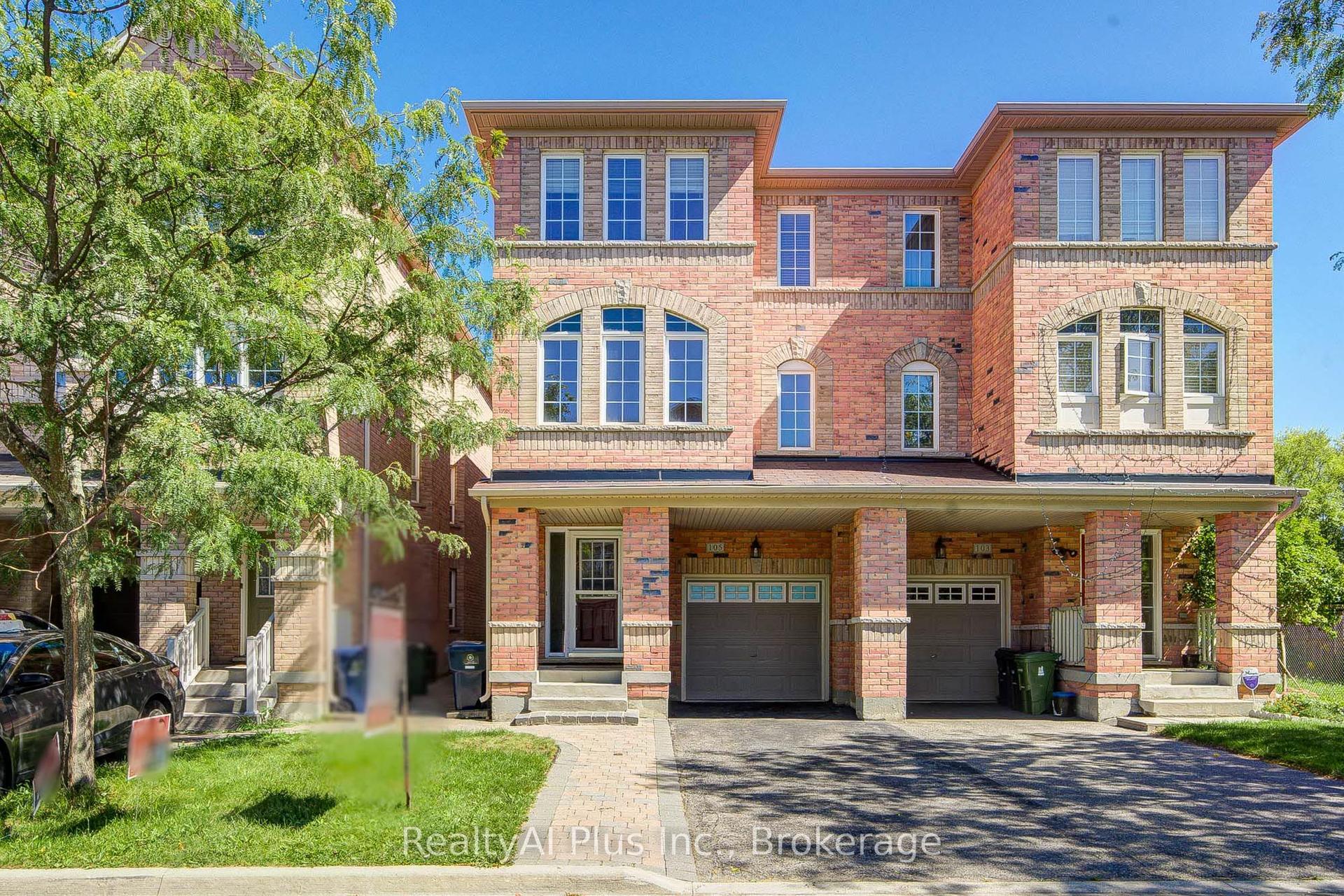105 Pilkington Drive, Toronto — Semi-Detached for sale, photo 1