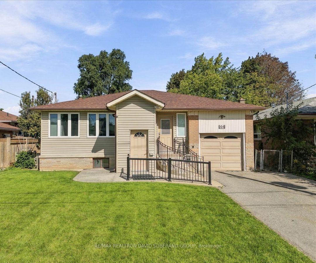 44 Kennard Avenue, Toronto — Detached for sale, photo 1