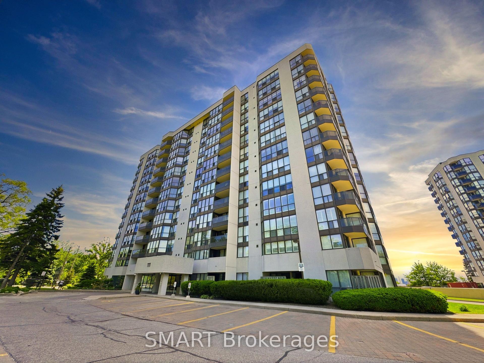 1111 Bough Beeches Boulevard 203 #203, Mississauga — Condo for sale, photo 1