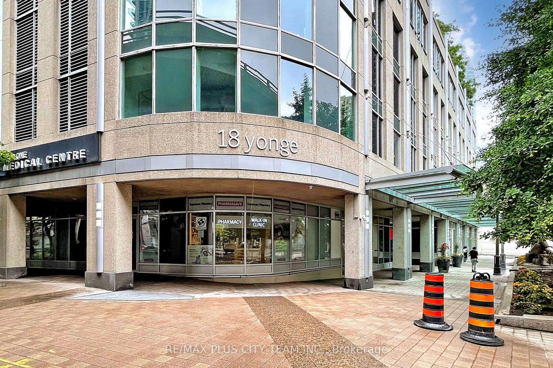 18 Yonge Street 1809 #1809 — photo 1