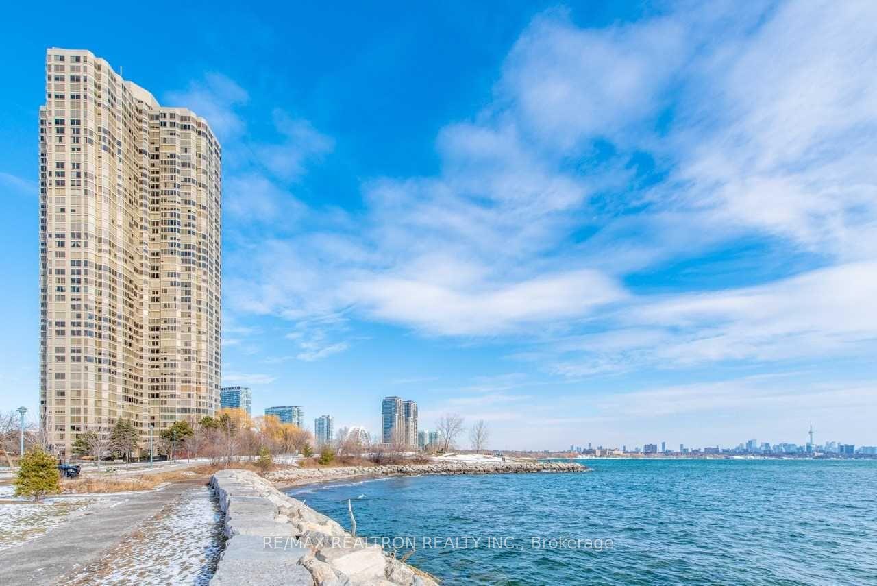 1 Palace Pier Court 3511 #3511, Toronto — Condo for lease, photo 1