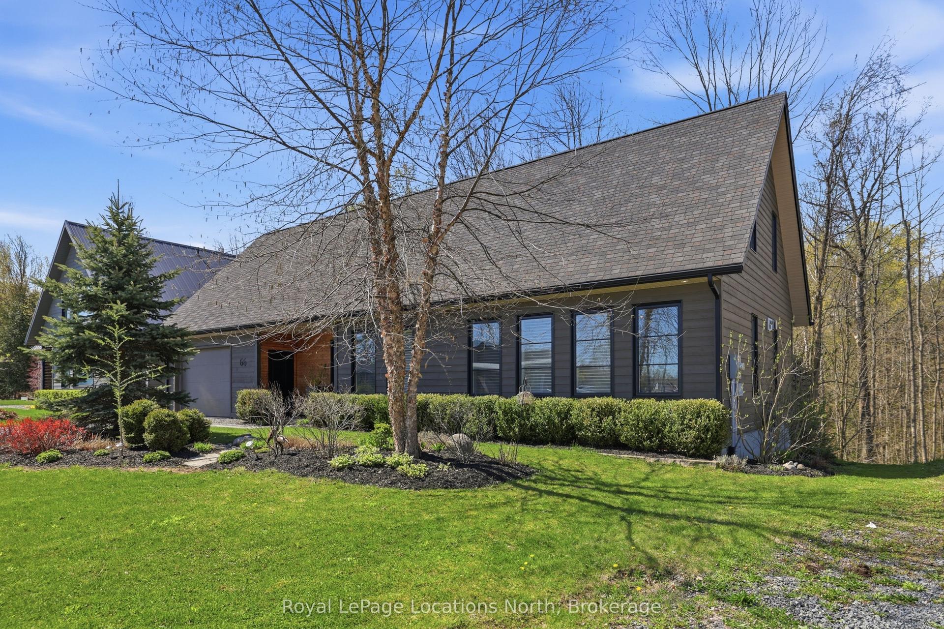 66 Gordon Crescent — photo 1
