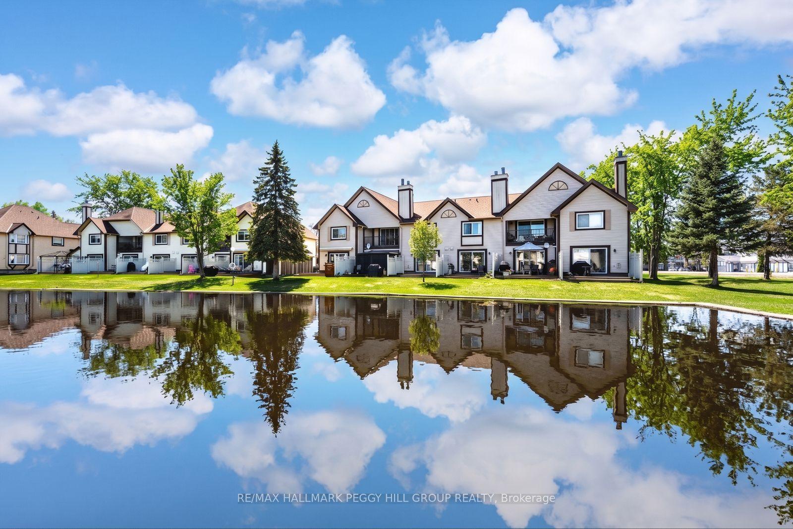 11 Laguna Parkway 4 #4, Ramara — Condo Town for sale, photo 1