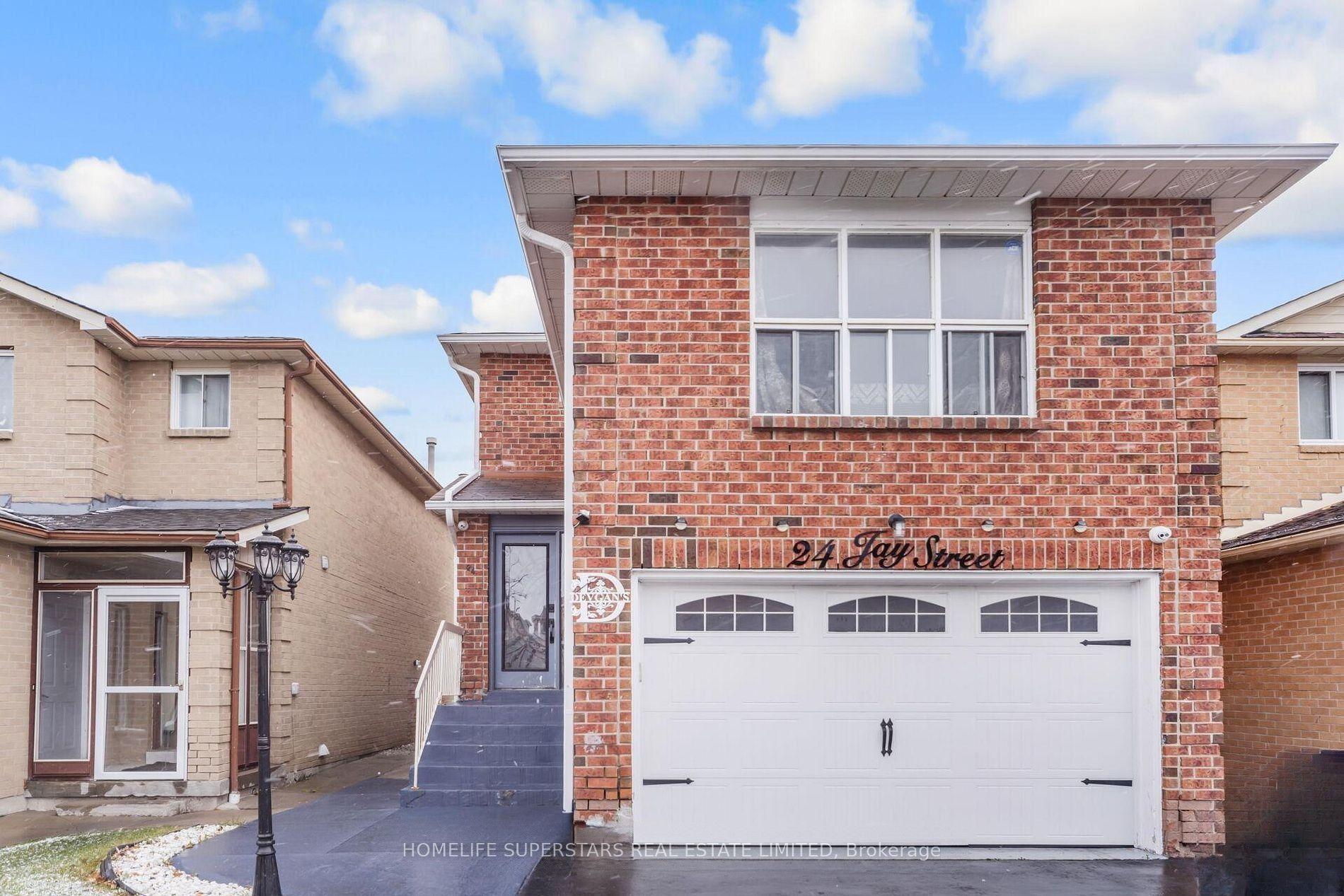 24 Jay Street, Brampton — Detached for sale, photo 1