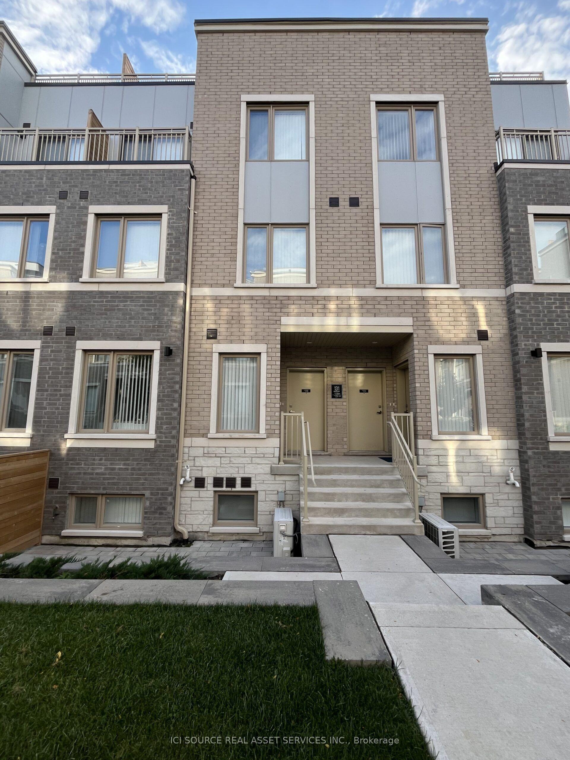 131 Honeycrisp Crescent 230 #230, Vaughan — Condo Town for lease, photo 1