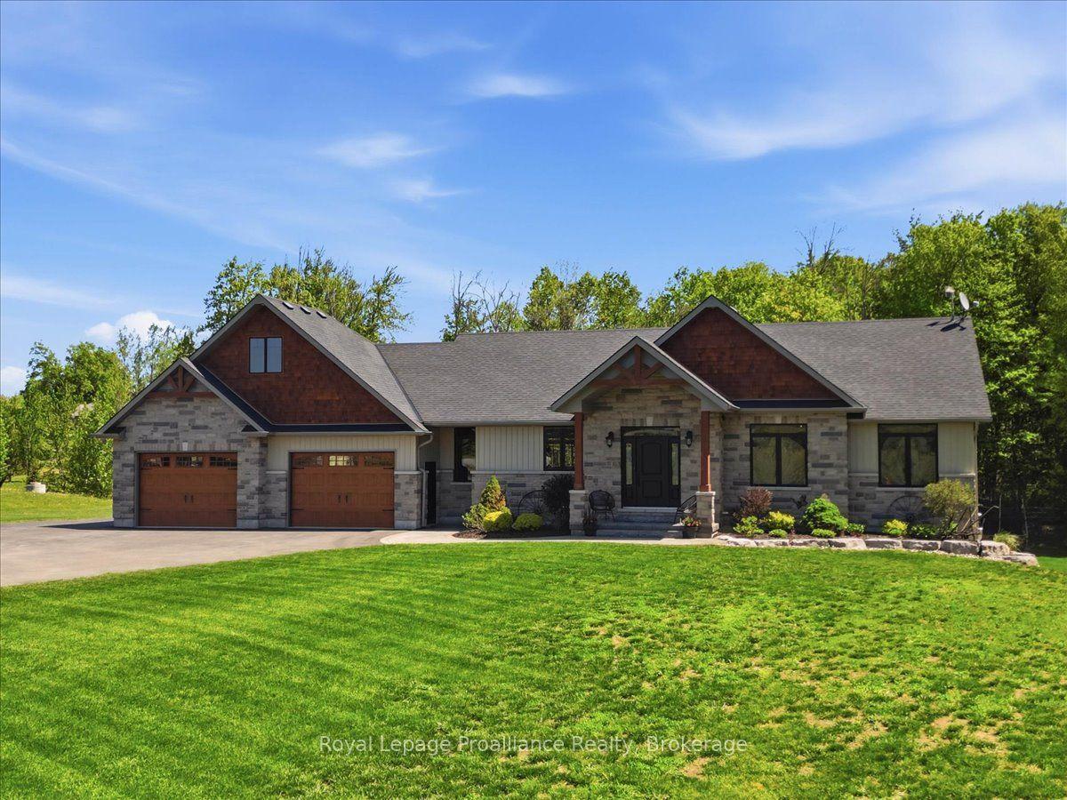 63 Hiddenvalley Drive — photo 1