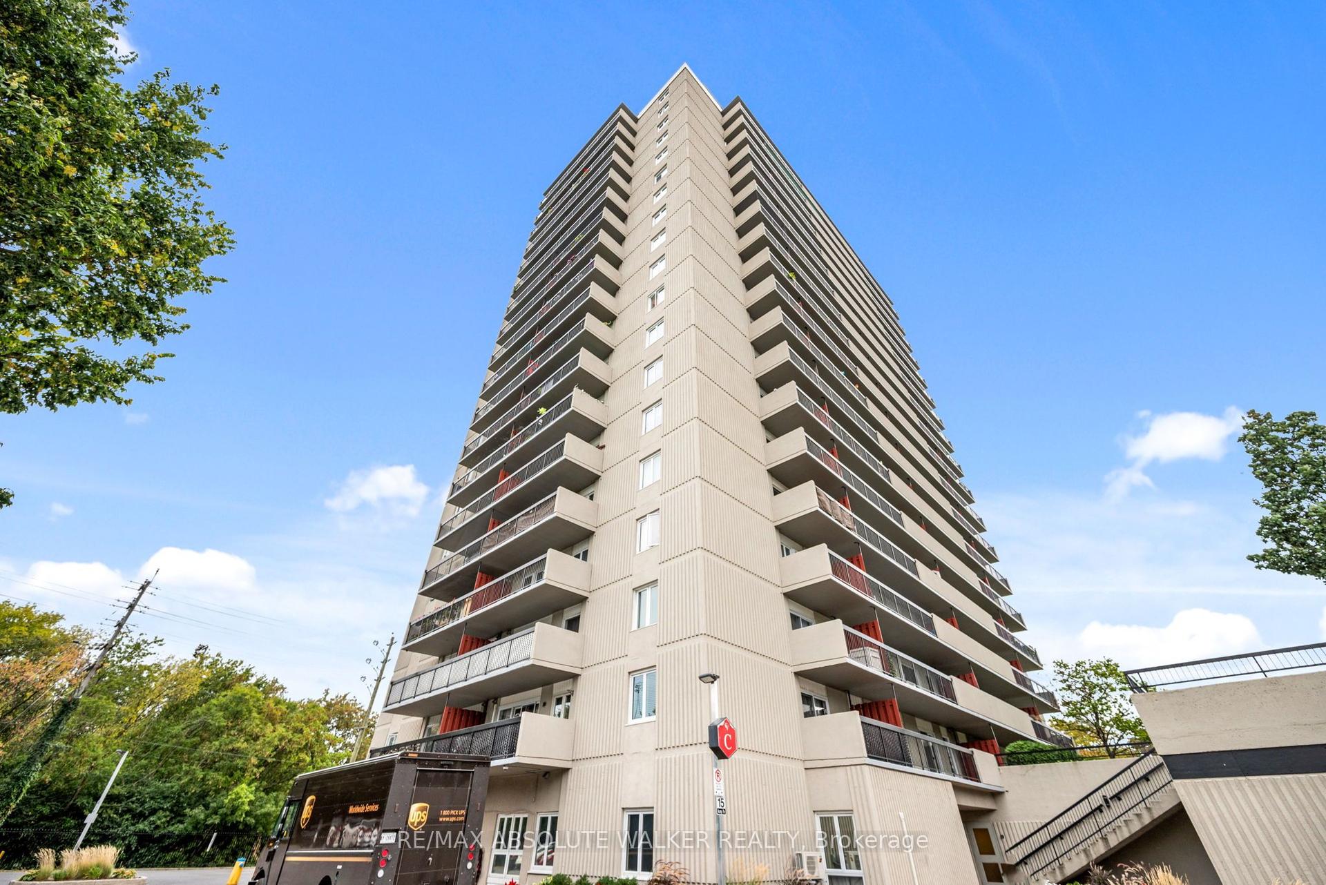 158C MCARTHUR Avenue 1604 #1604 — photo 1