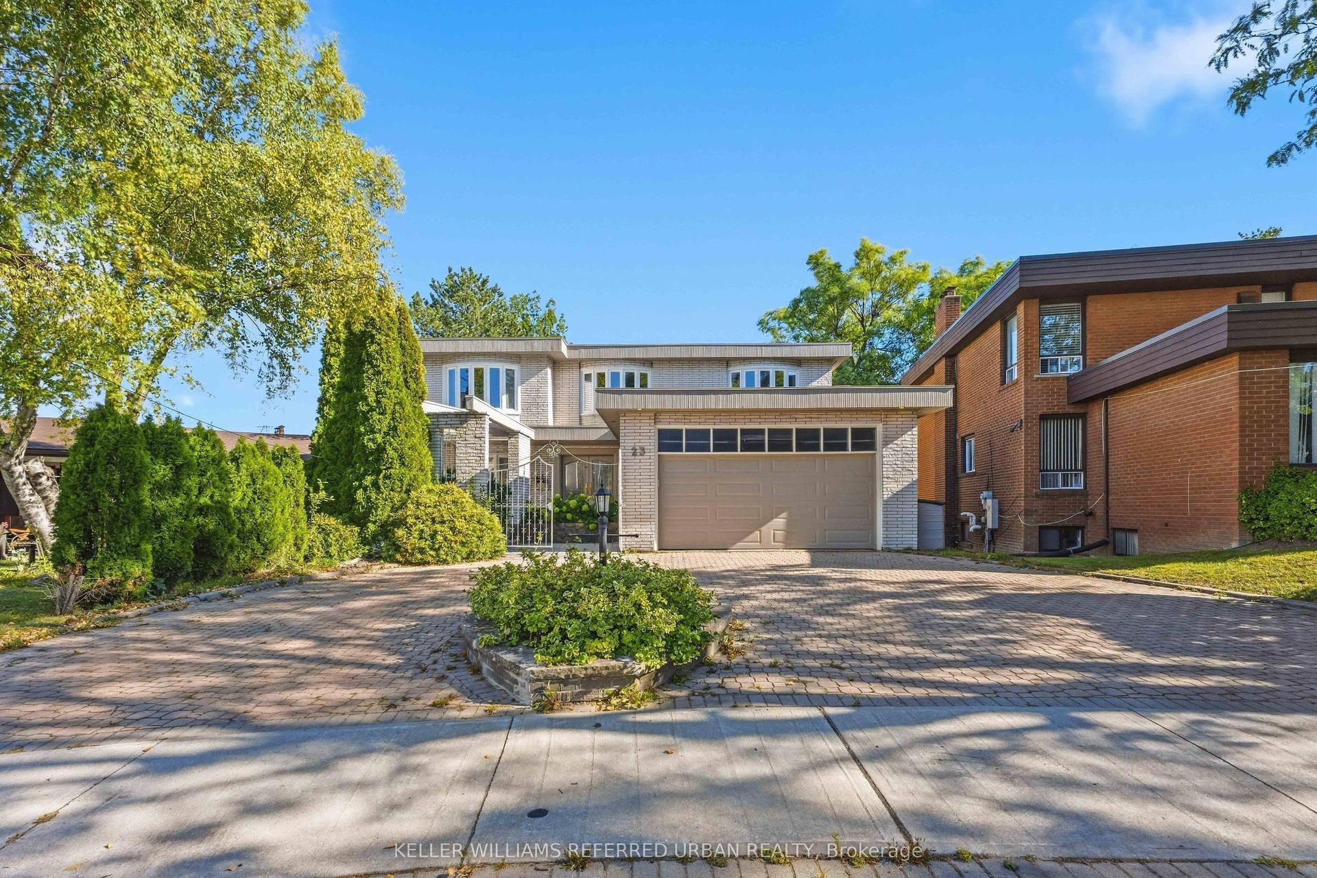 23 Brockington Crescent, Toronto — Detached for sale, photo 1