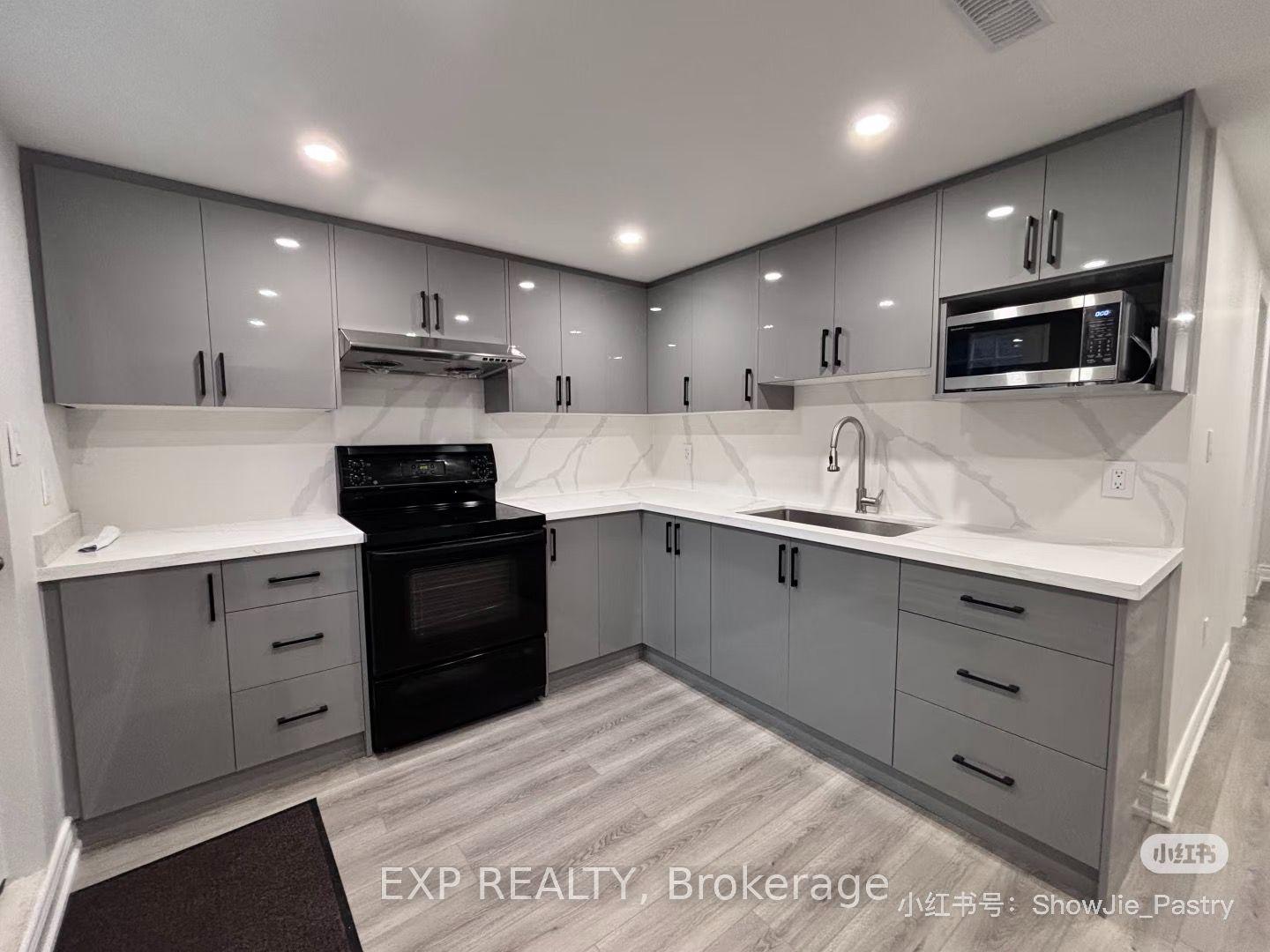 36 Temple Bar (Basement) Crescent W, Toronto — Detached for lease, photo 1