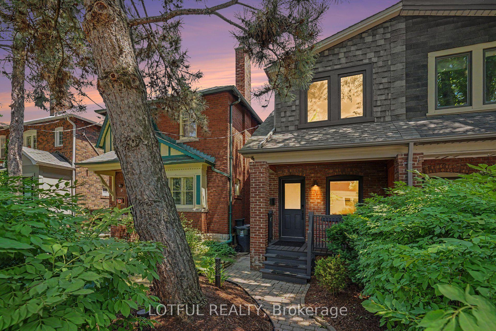 3 Martin Road, Toronto — Semi-Detached for lease, photo 1