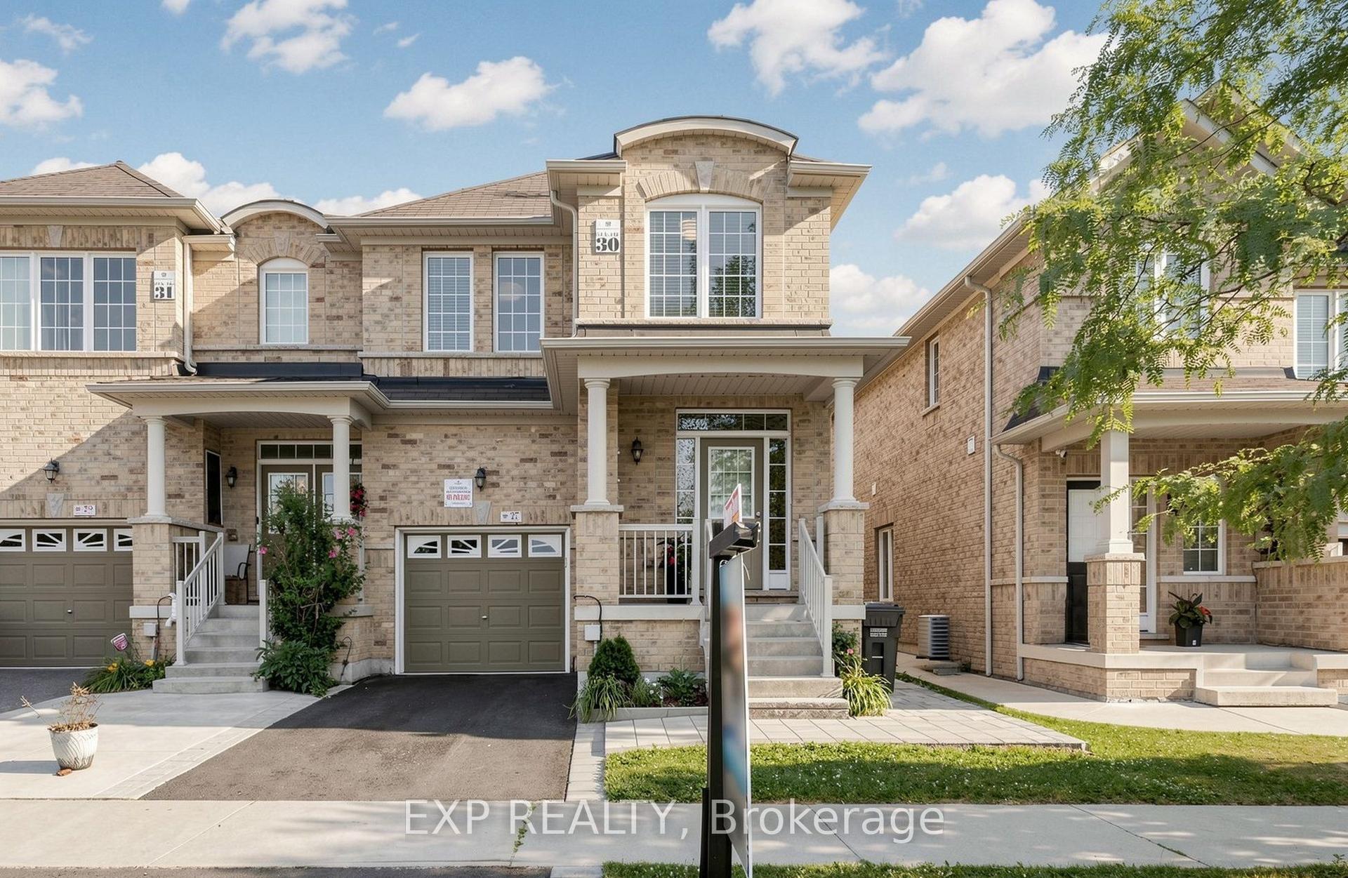 27 Hatton Court, Brampton — Townhouse for sale, photo 1