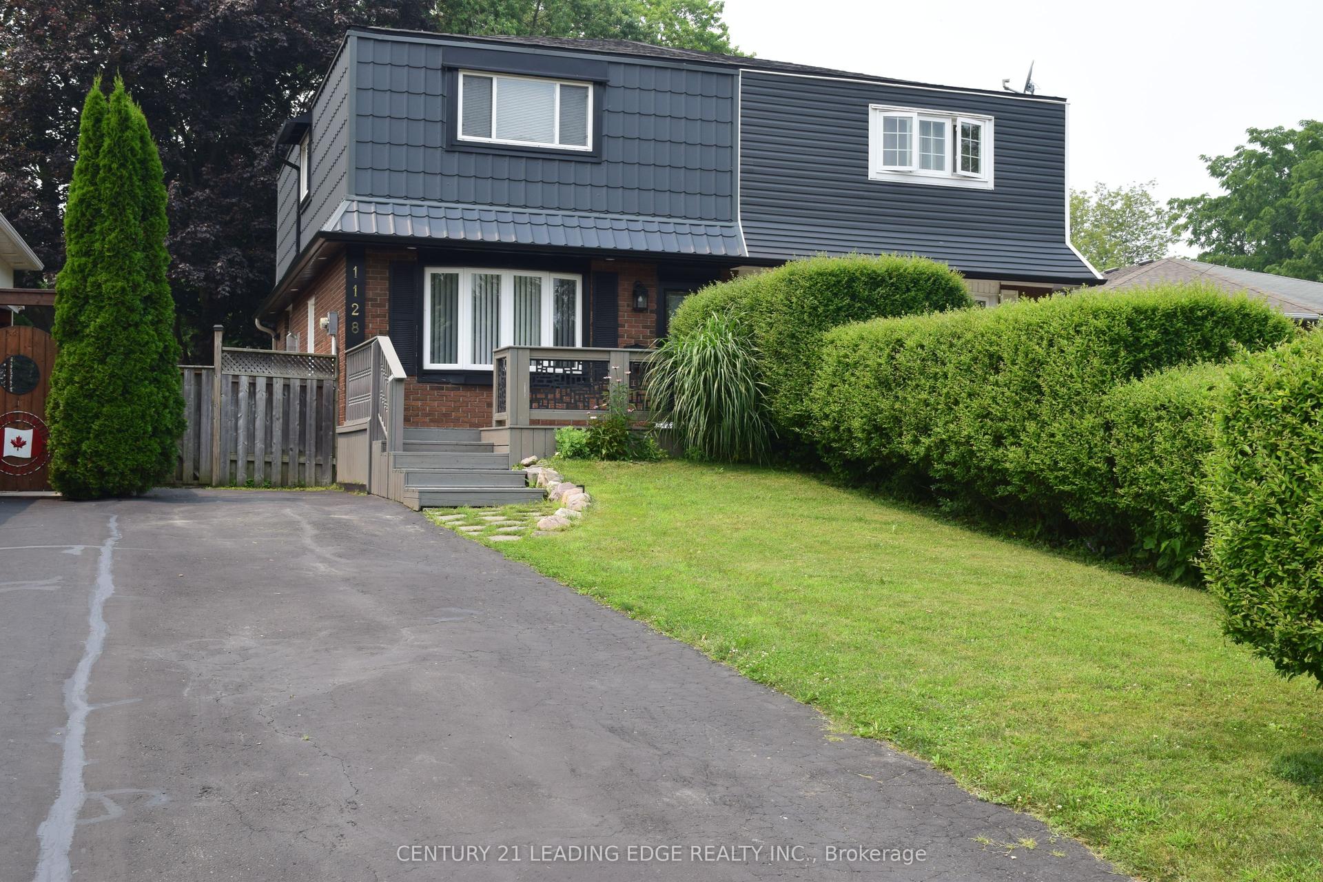 1128 Valley Court N, Oshawa — Semi-Detached for sale, photo 1