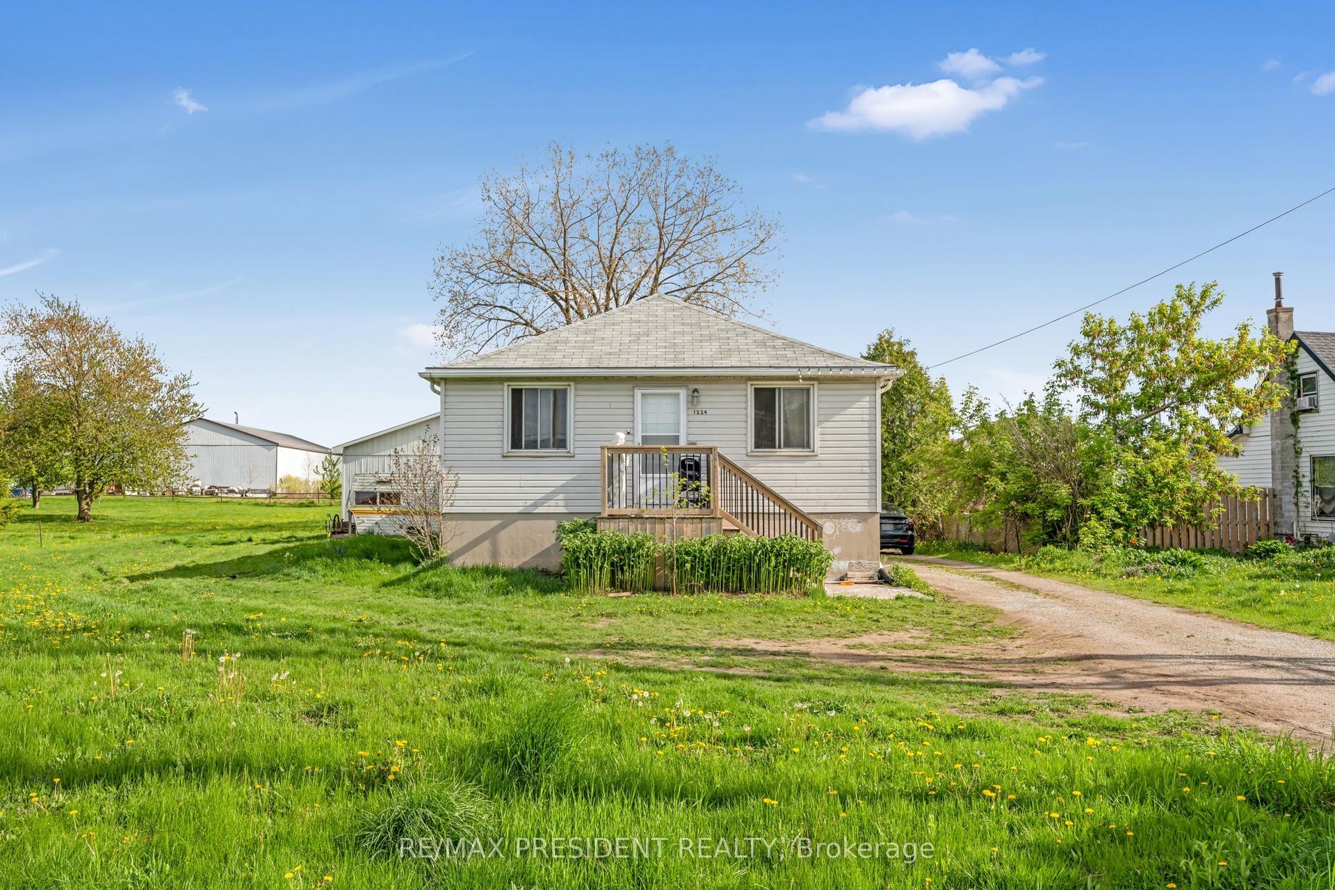 1224 Parkinson Road, Woodstock — Detached for sale, photo 1