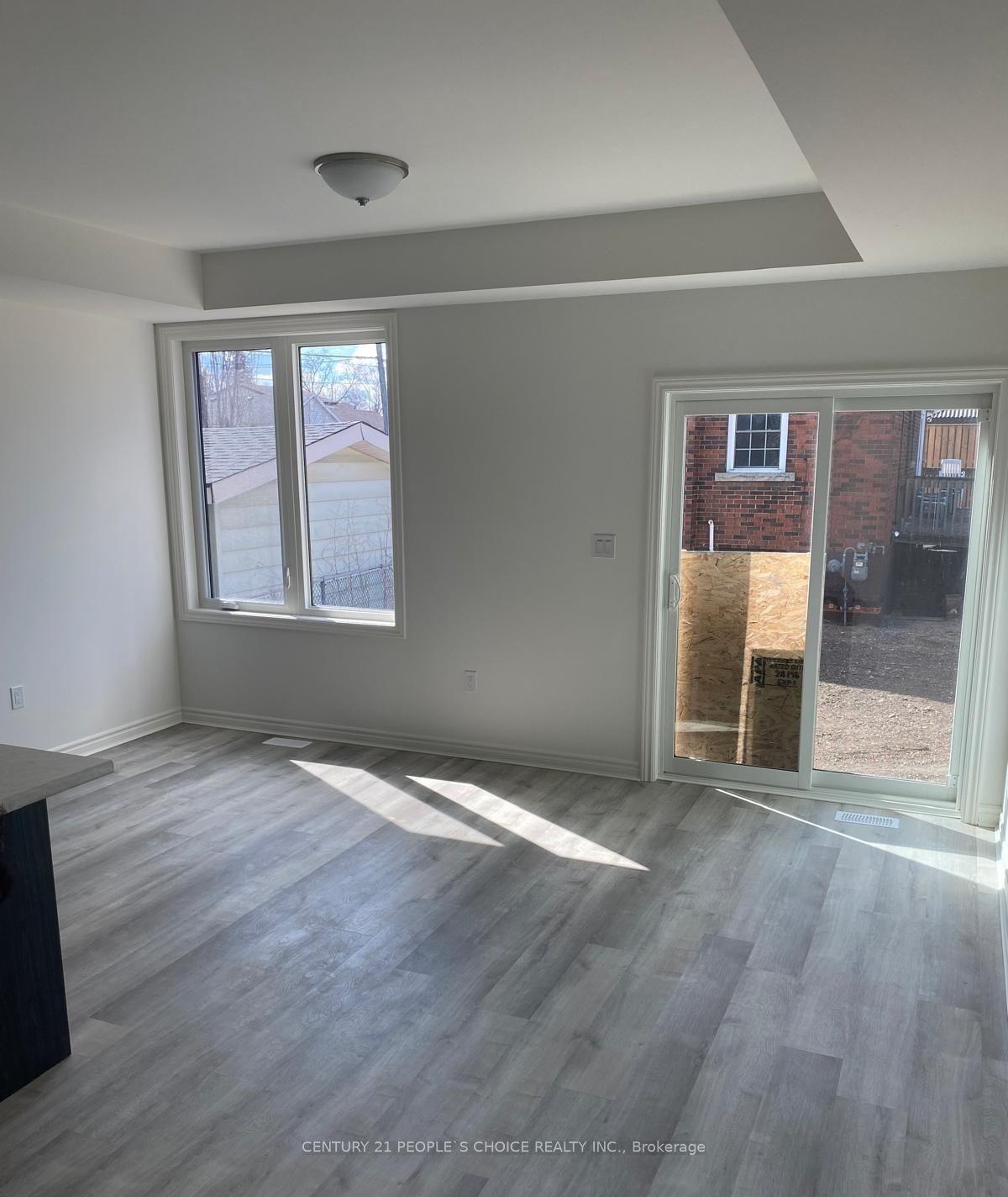 162 Glow Avenue — photo 1