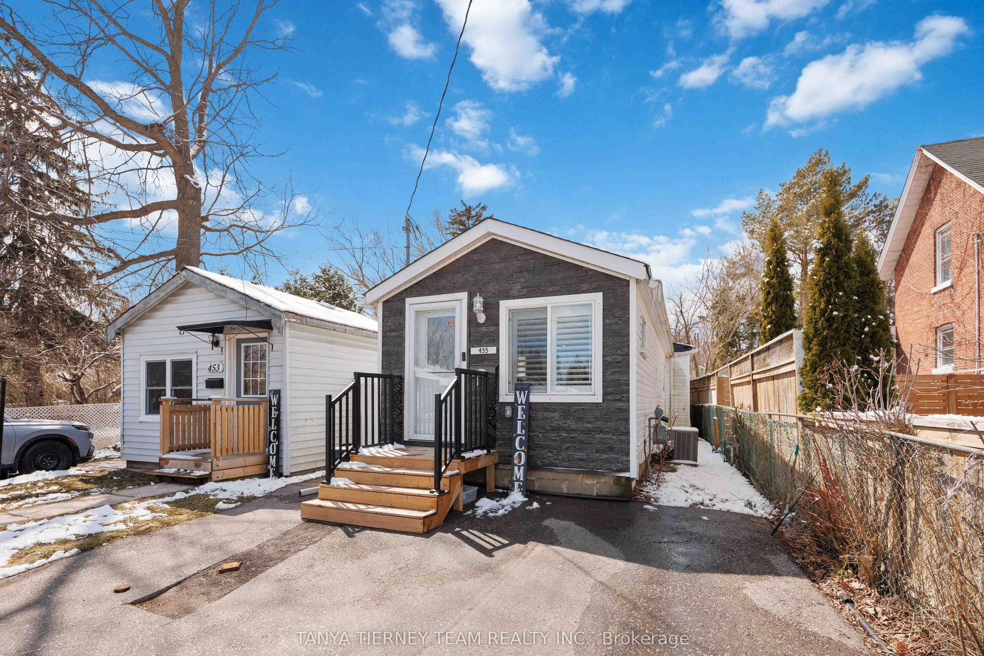 455 Ontario Street — photo 1