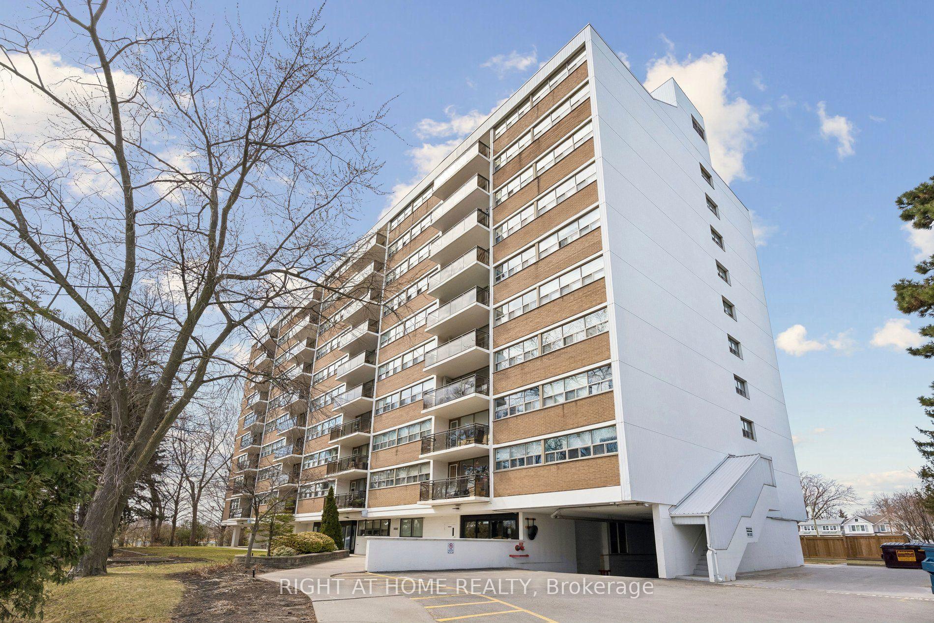 212 Kerr Street 207 #207, Oakville — Condo for sale, photo 1