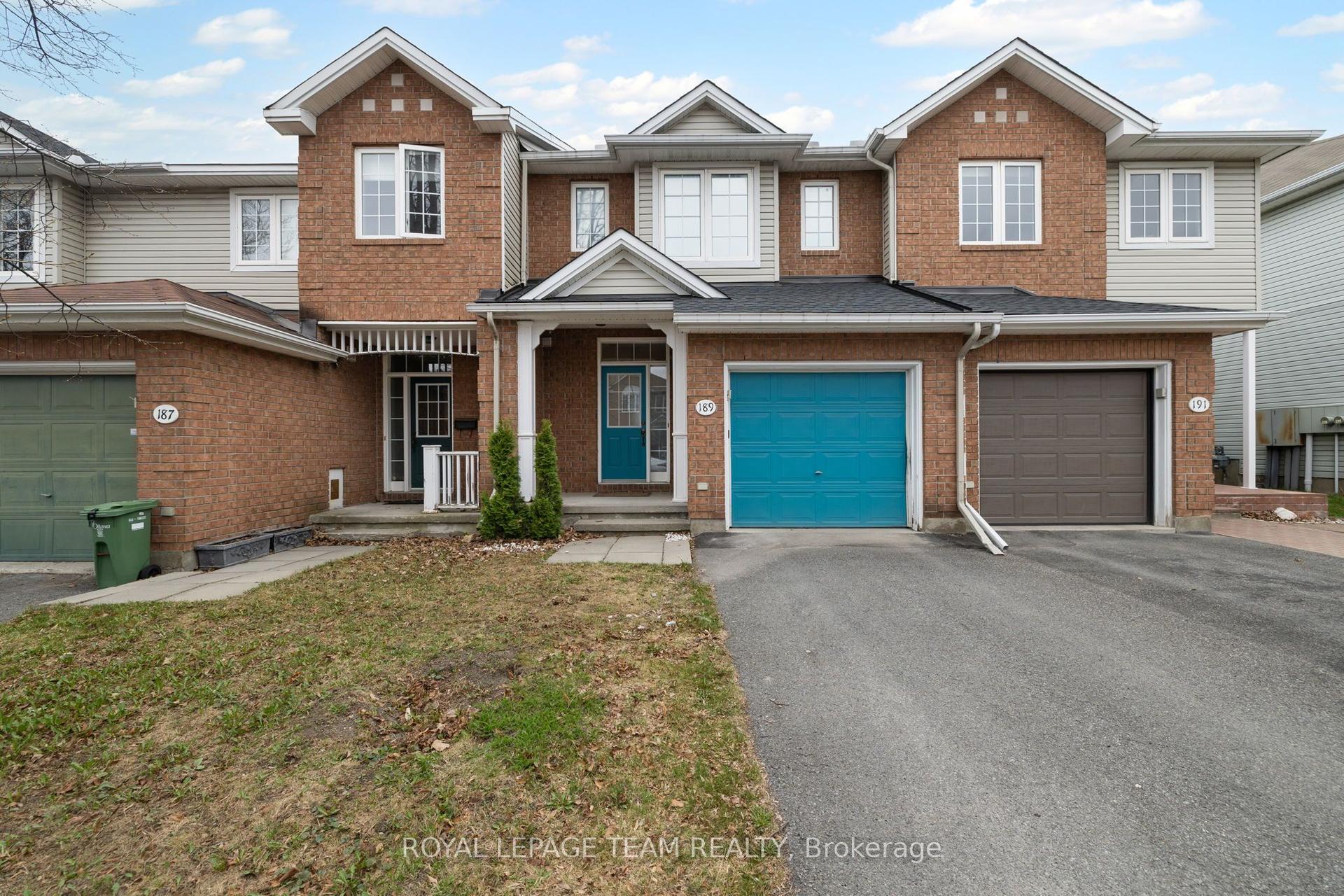 189 Gray Crescent — photo 1