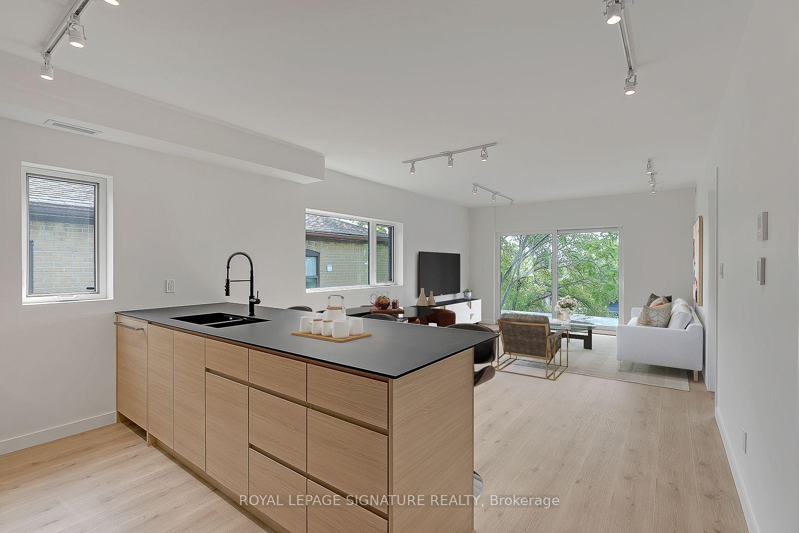 1254 Davenport Road 4 #4 — photo 1