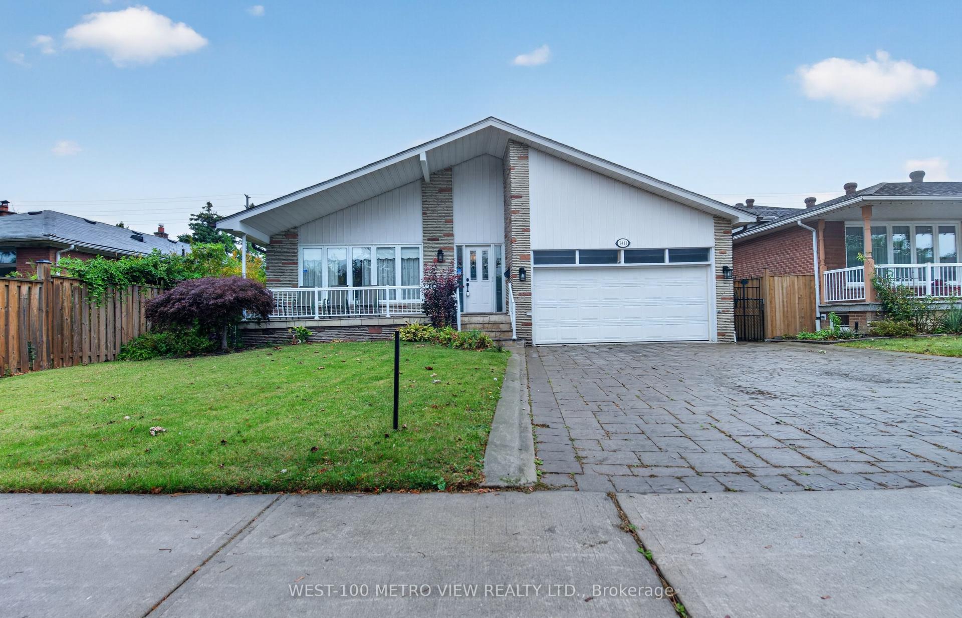 3411 Pinesmoke Crescent, Mississauga — Detached for sale, photo 1