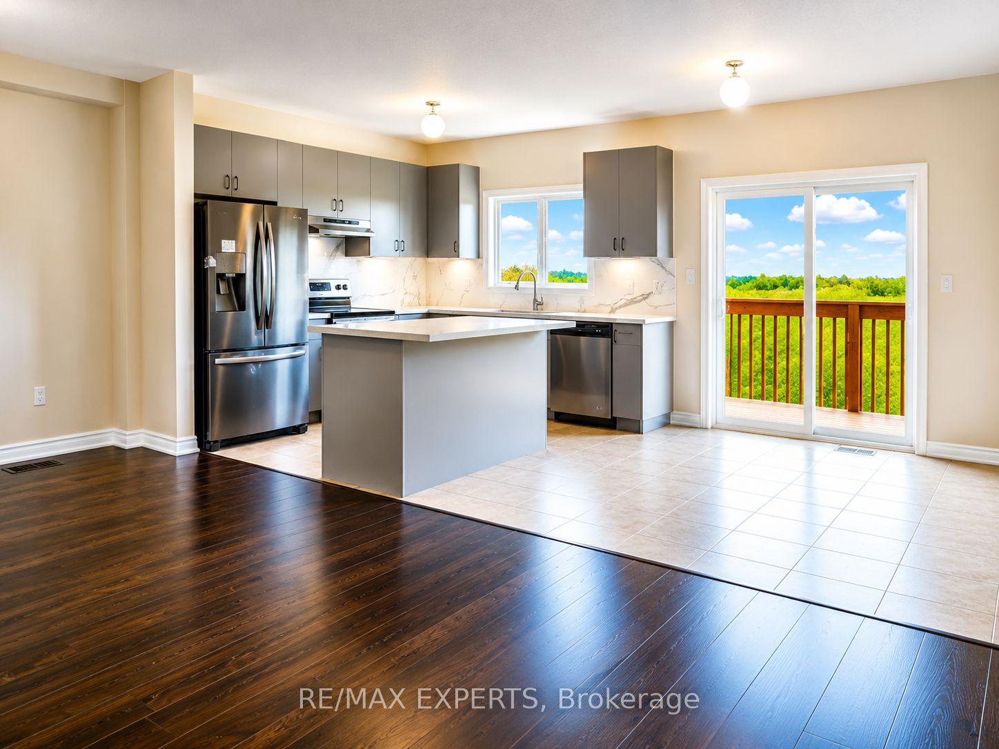 1148 Peelar Crescent — photo 1