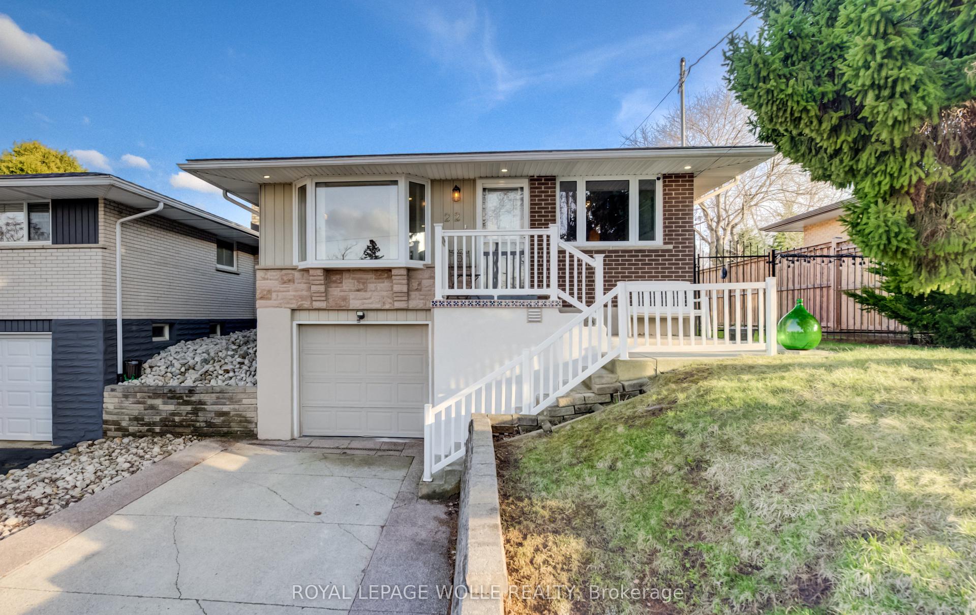 22 Duncairn Avenue — photo 1