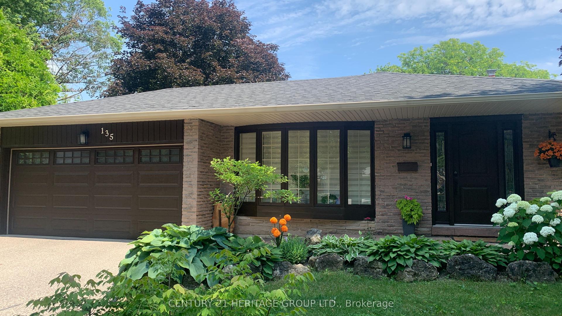 135 Golf Club Court, Richmond Hill — Detached for sale, photo 1