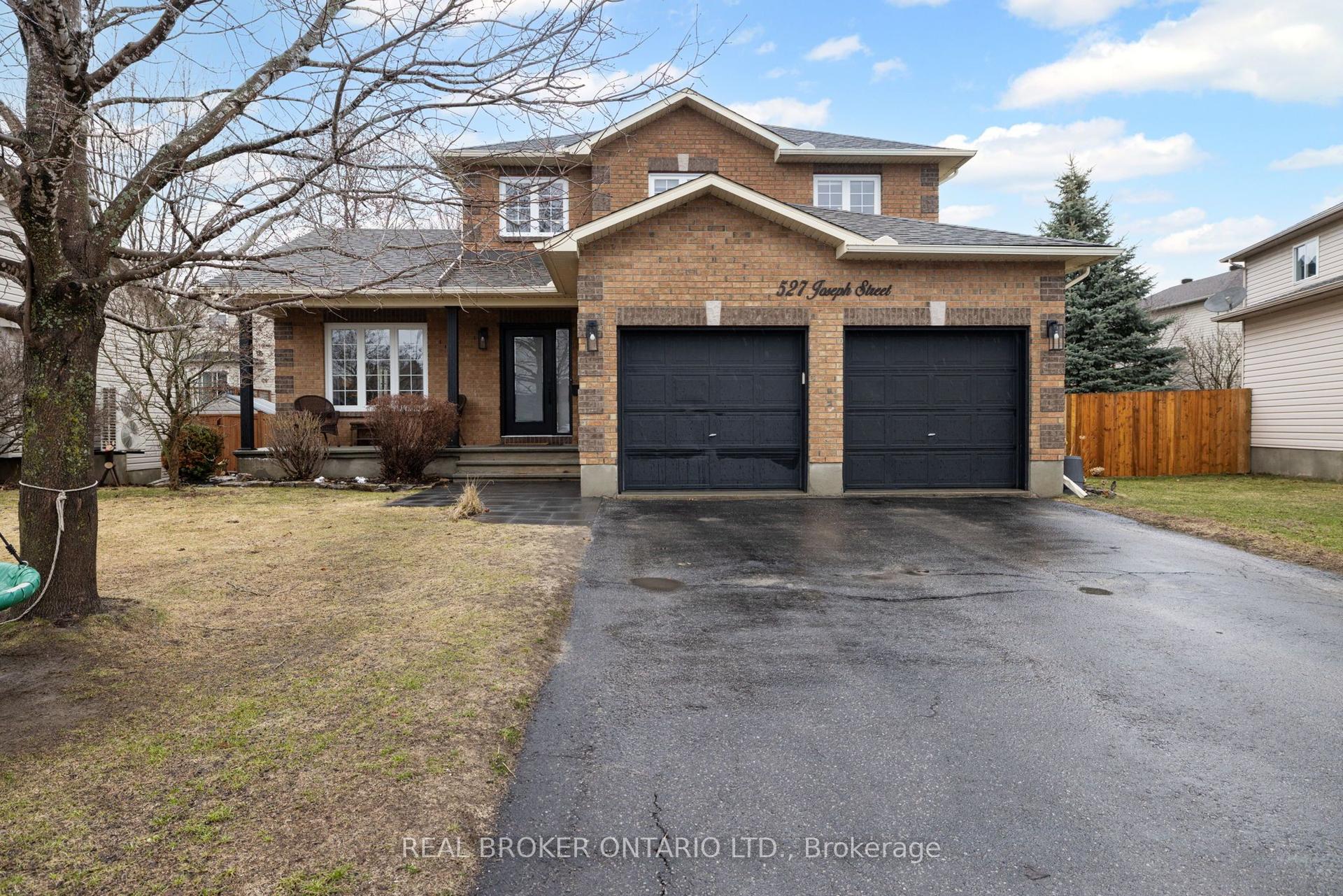 527 Joseph Street — photo 1