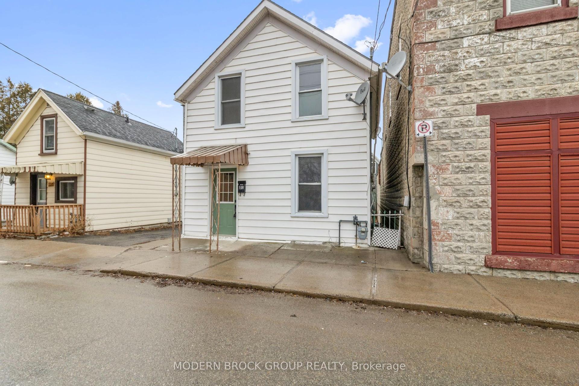 108 George Street, Brockville — Detached for lease, photo 1
