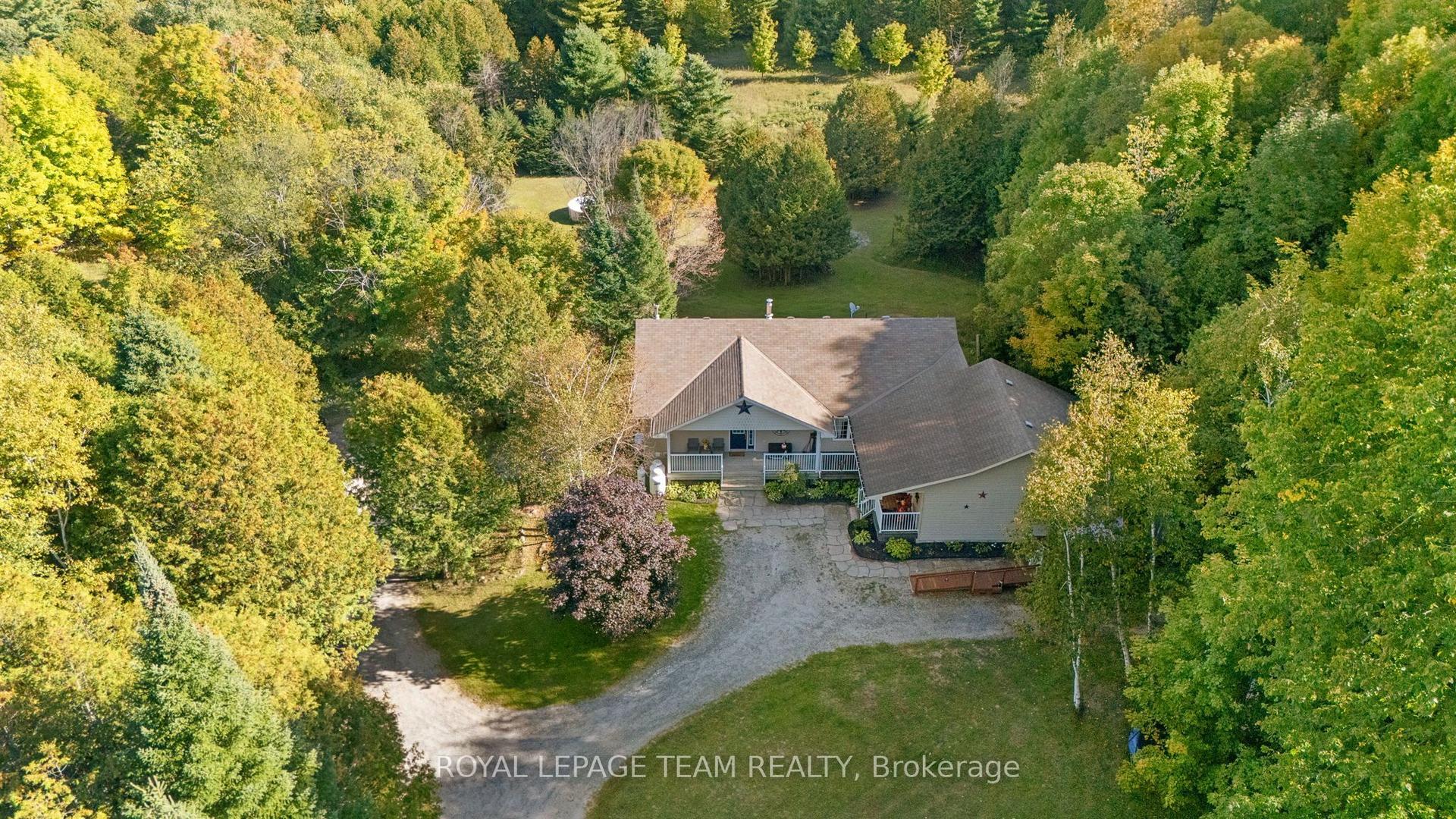 5195 Mcdonald's Corners Road, Lanark Highlands — Detached for sale, photo 1