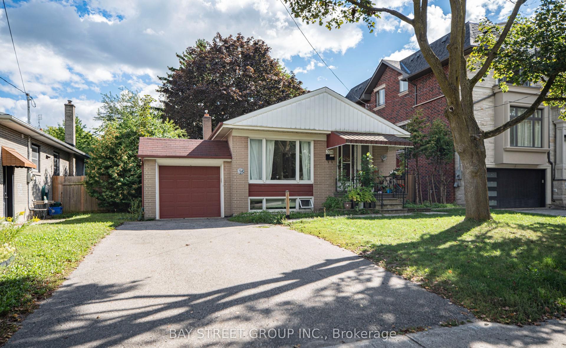 394 Centre Street E Lower #Lower, Richmond Hill — Detached for lease, photo 1
