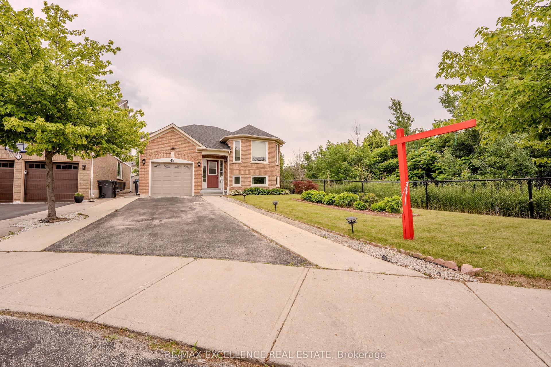 48 Ridgemore Crescent, Brampton — Detached for sale, photo 1