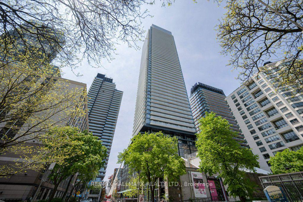 501 Yonge Street 3202 #3202 — photo 1