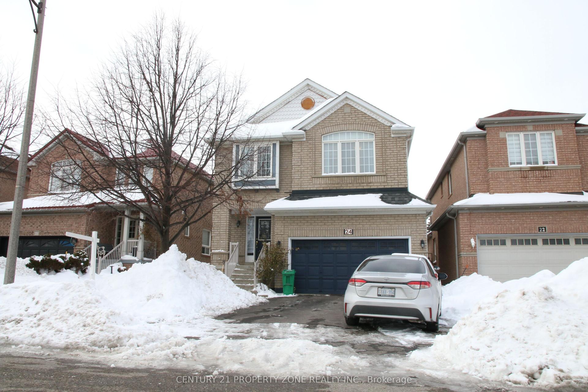 24 Sweet Clover Crescent — photo 1