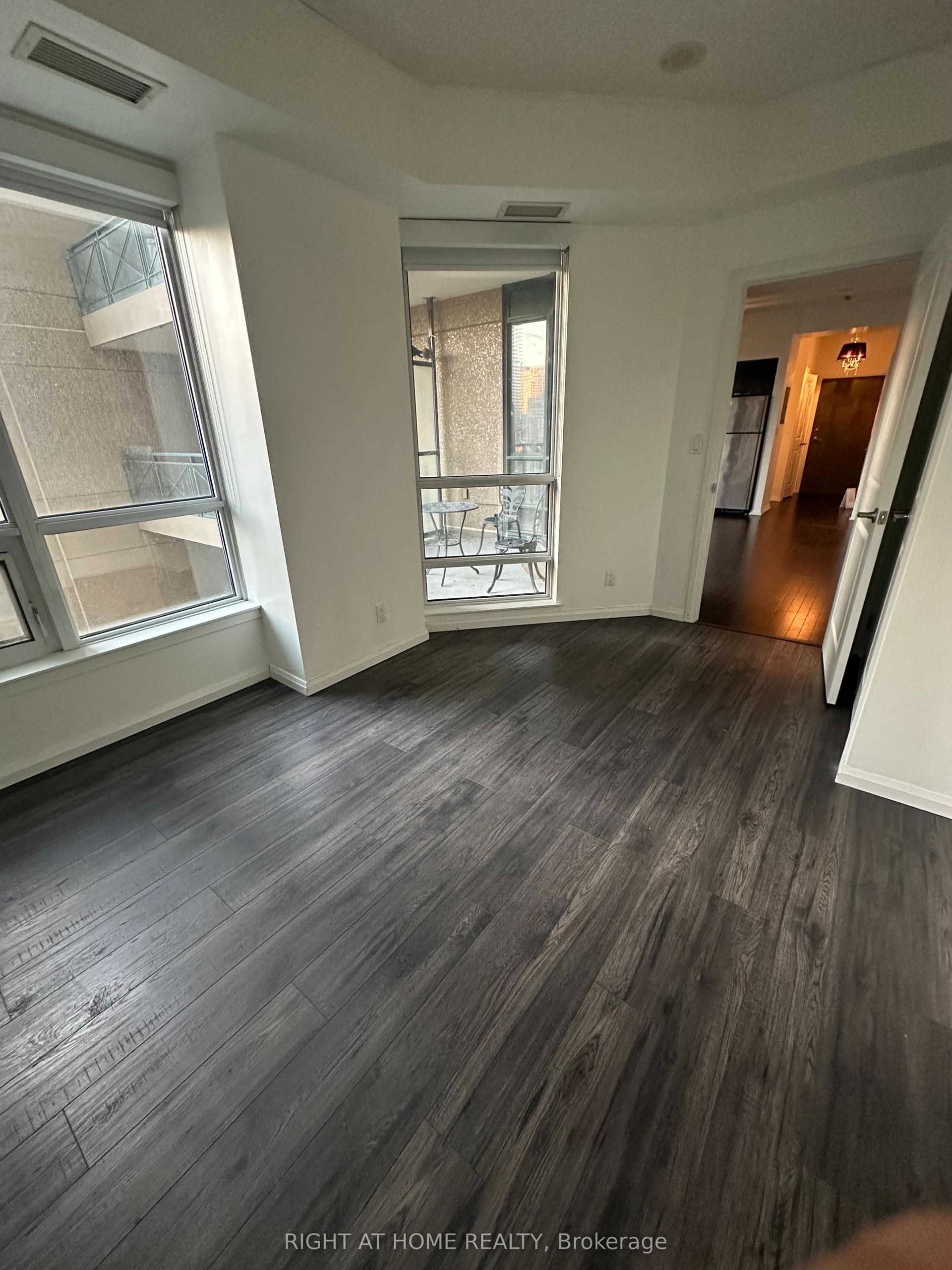 35 HAYDEN Street 1001 #1001, Toronto — Condo for lease, photo 1