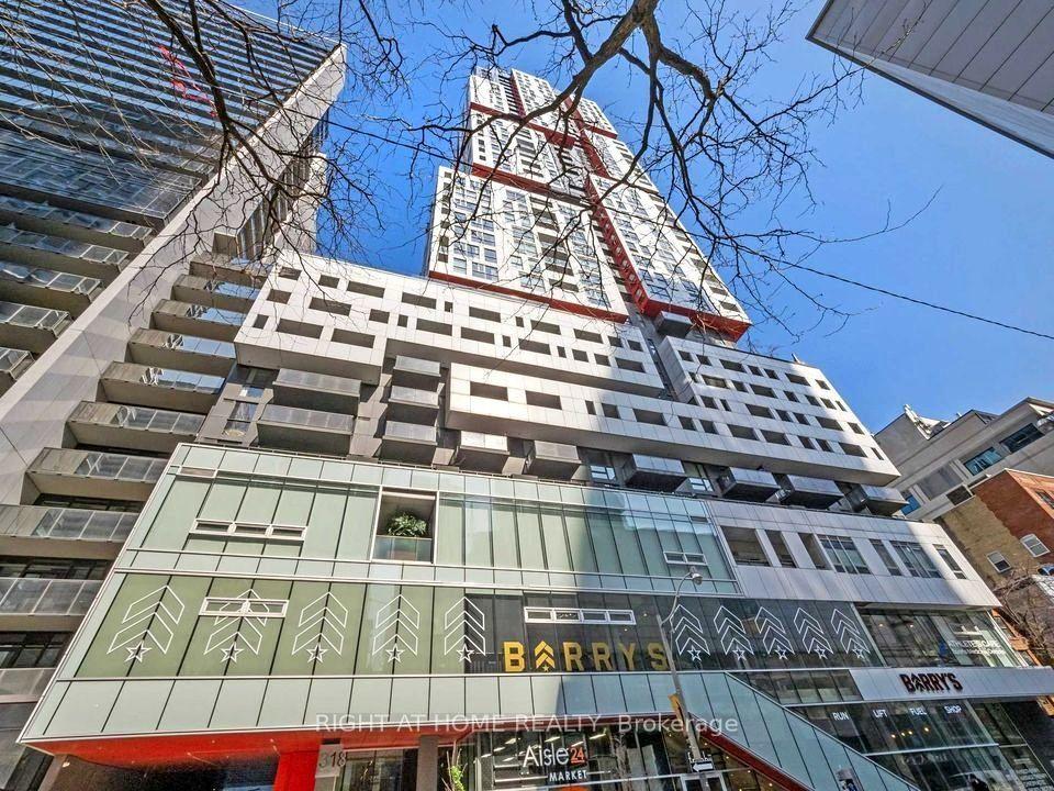 318 Richmond Street W 404 #404, Toronto — Condo for lease, photo 1