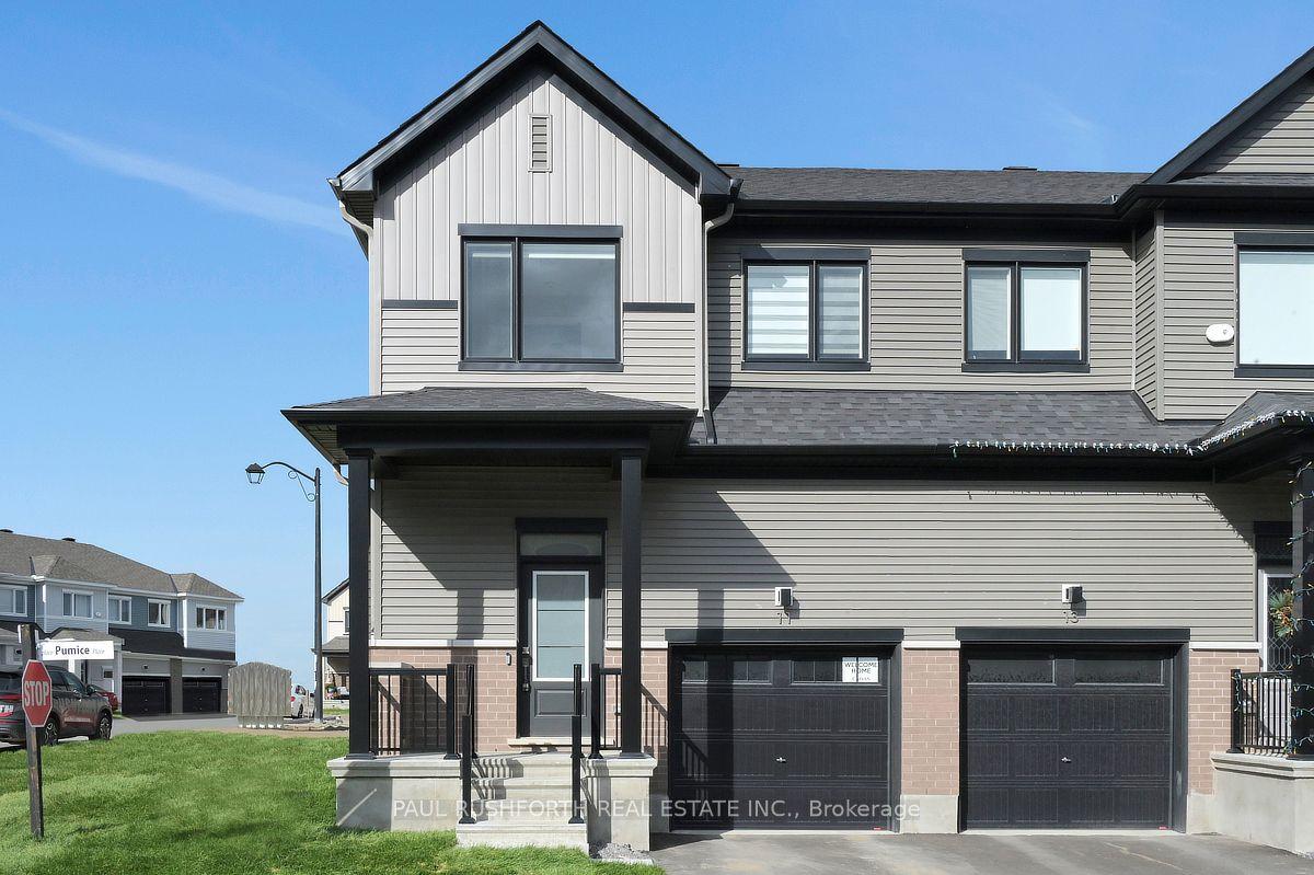 11 Pumice Place, Barrhaven — Townhouse for sale, photo 1