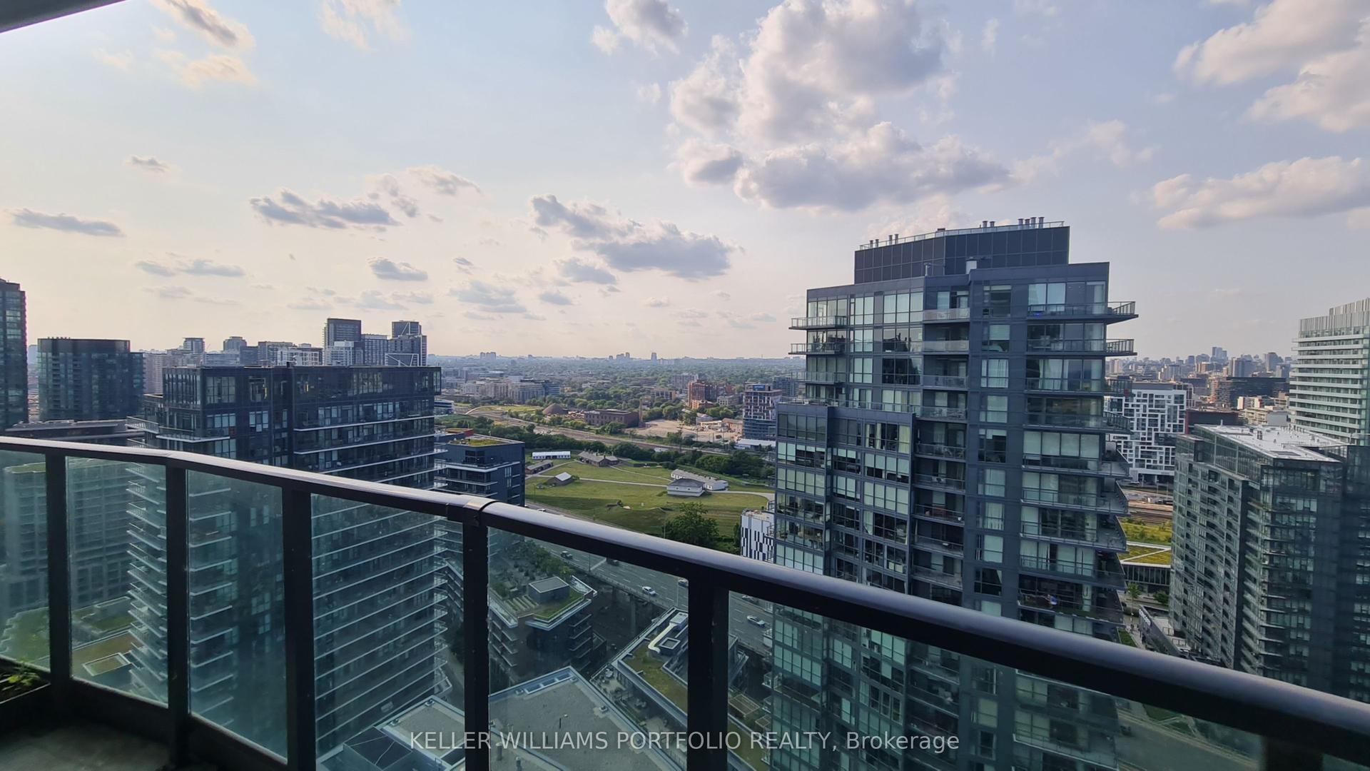 600 Fleet Street 3001 #3001, Toronto — Condo for lease, photo 1